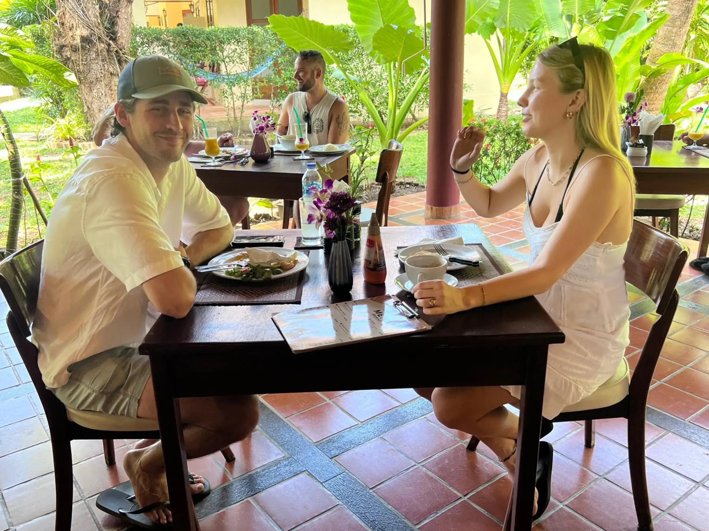 Restaurant/places to eat in Palm Garden Resort Restaurant/places to eat in Palm Garden Resort