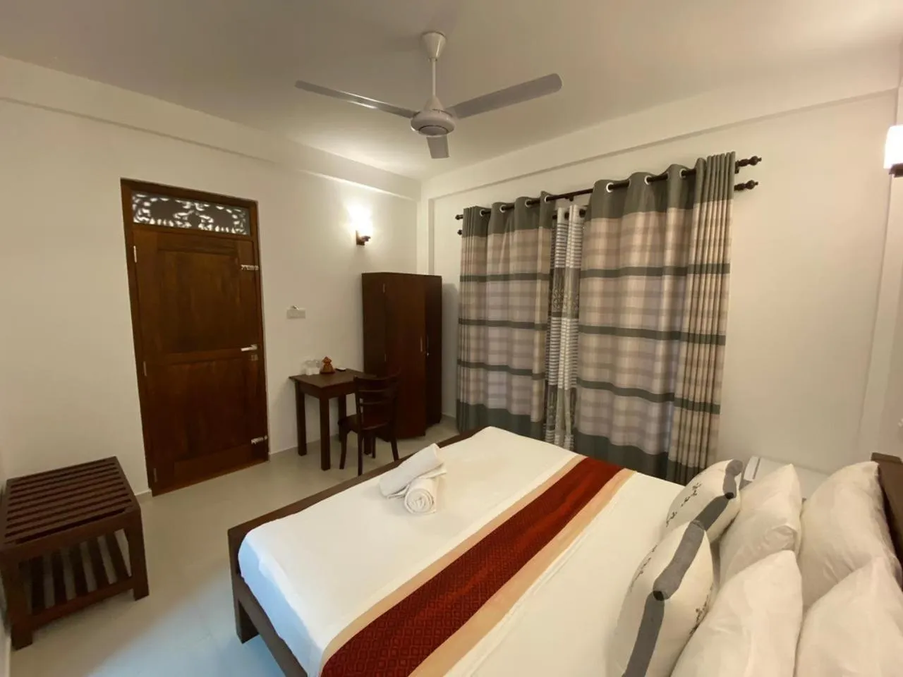 Bed in Mihira Gedara Apartments