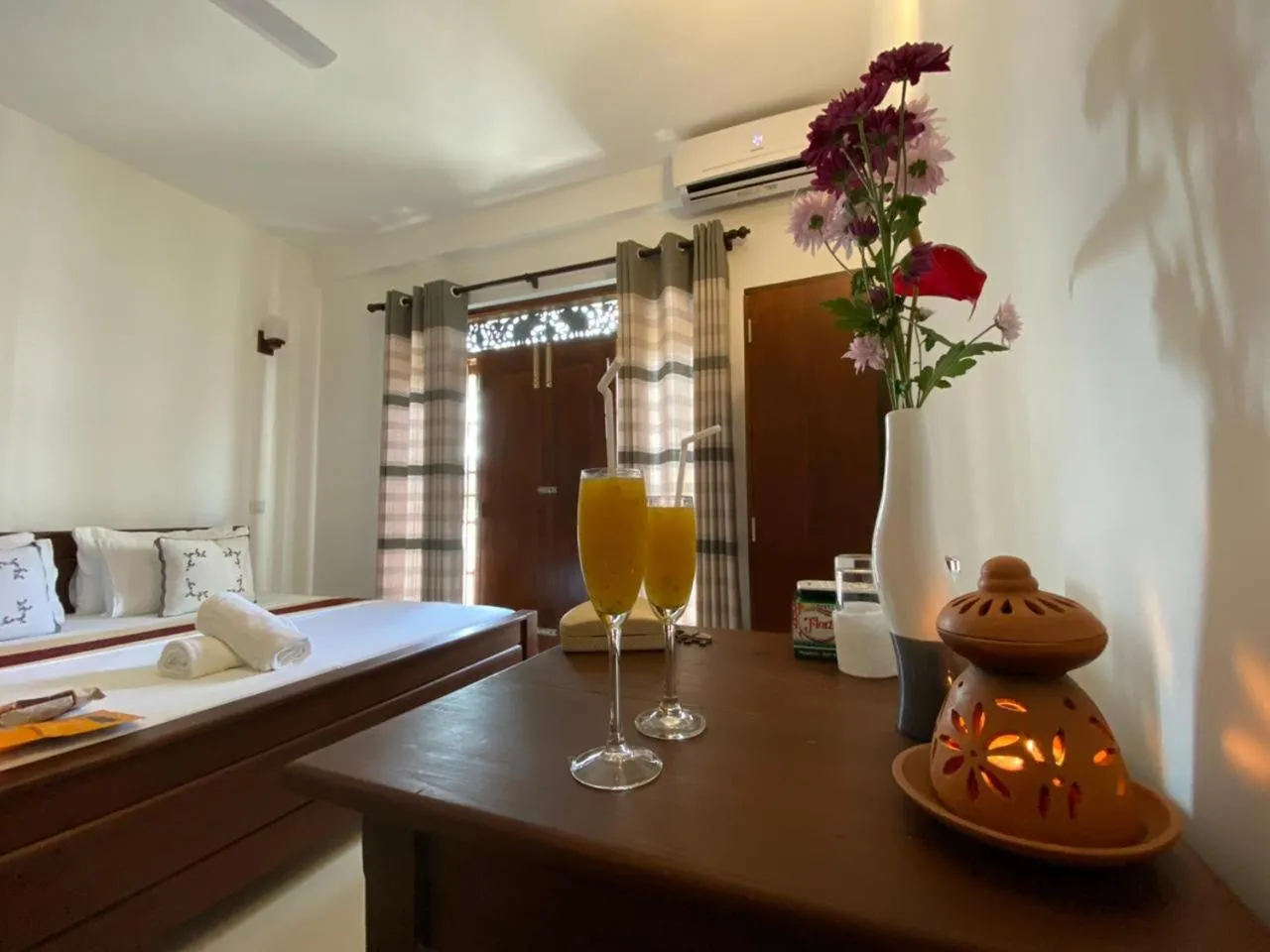 Bed in Mihira Gedara Apartments