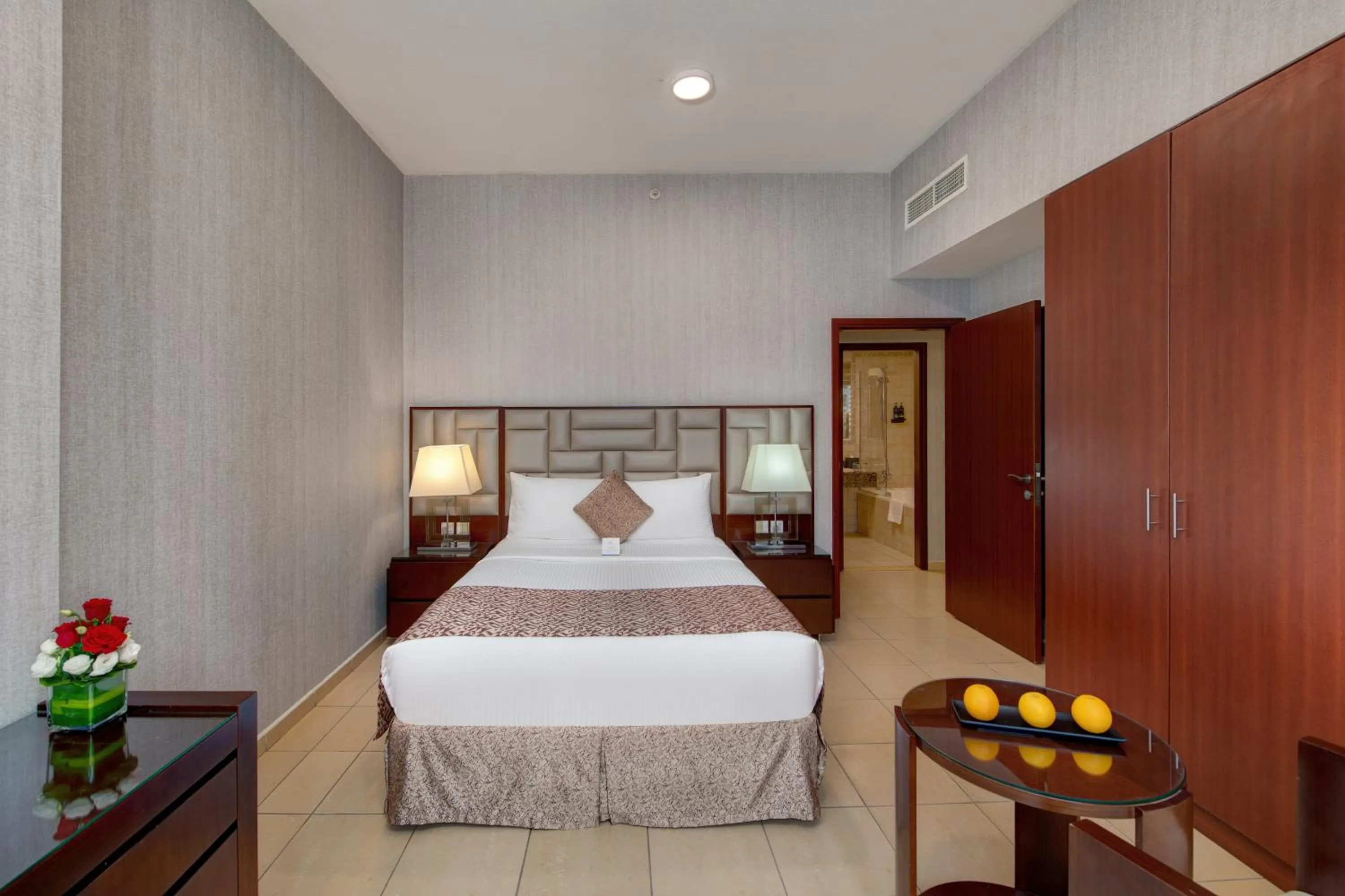 Bedroom, Bed in SUHA JBR Hotel Apartments