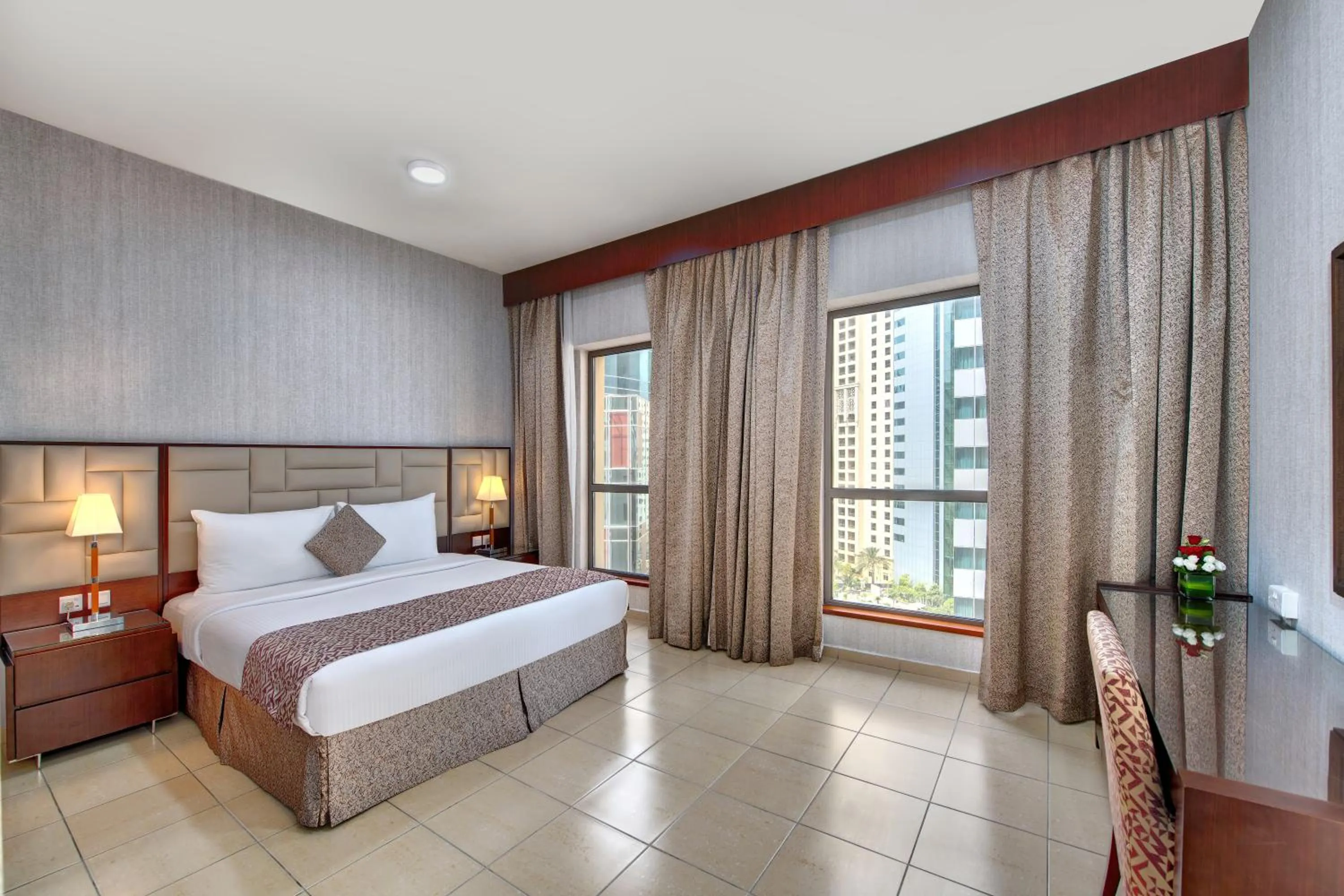 Bed in SUHA JBR Hotel Apartments