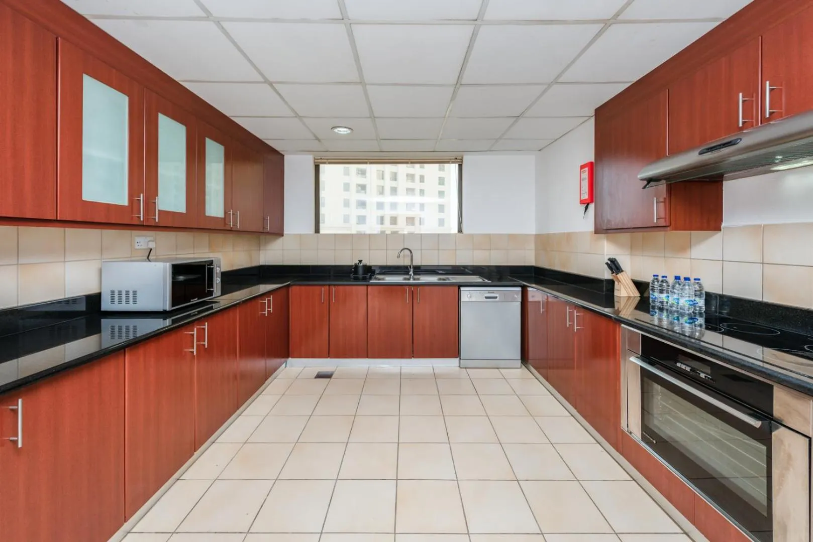 Kitchen or kitchenette in SUHA JBR Hotel Apartments