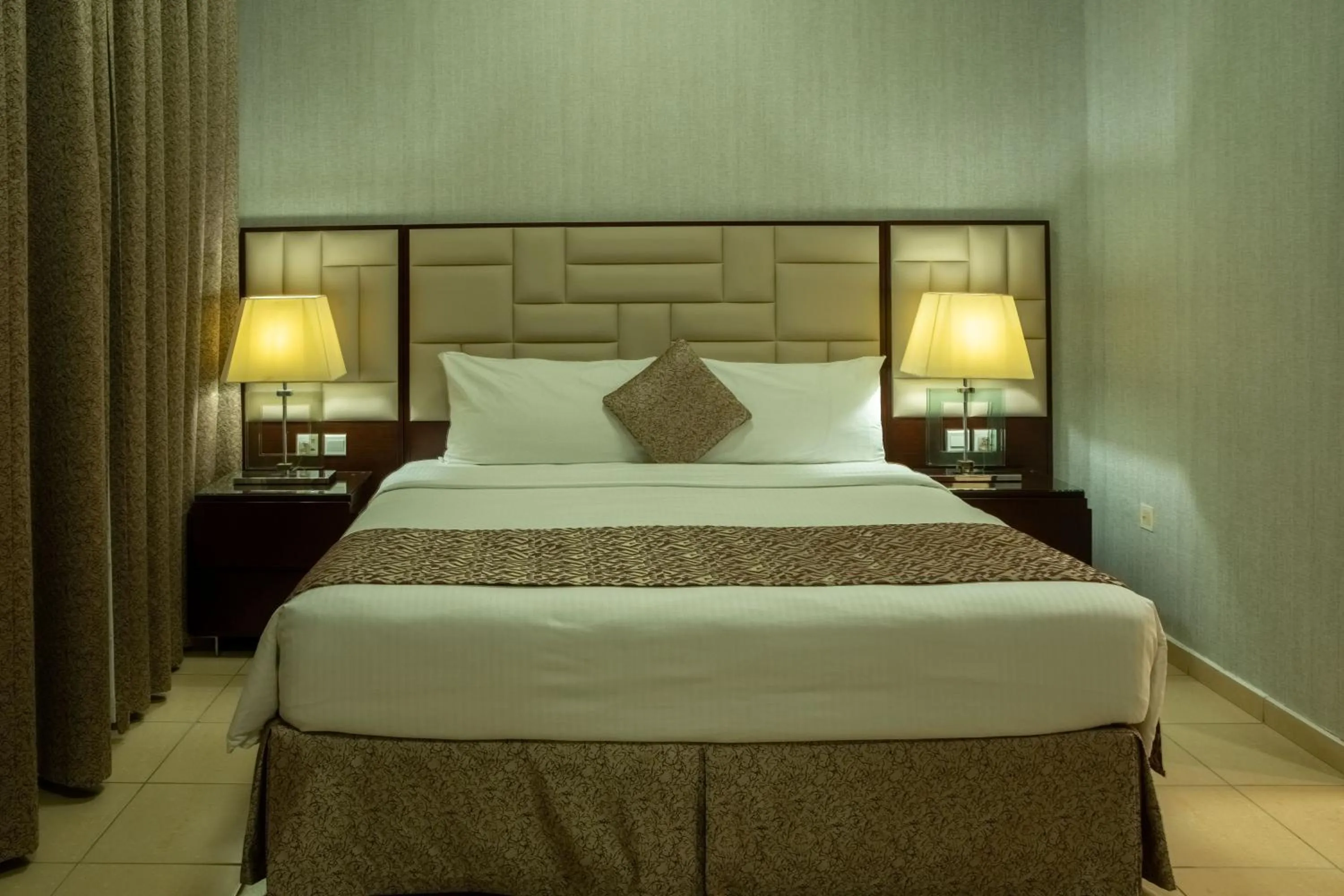 Bedroom, Bed in SUHA JBR Hotel Apartments