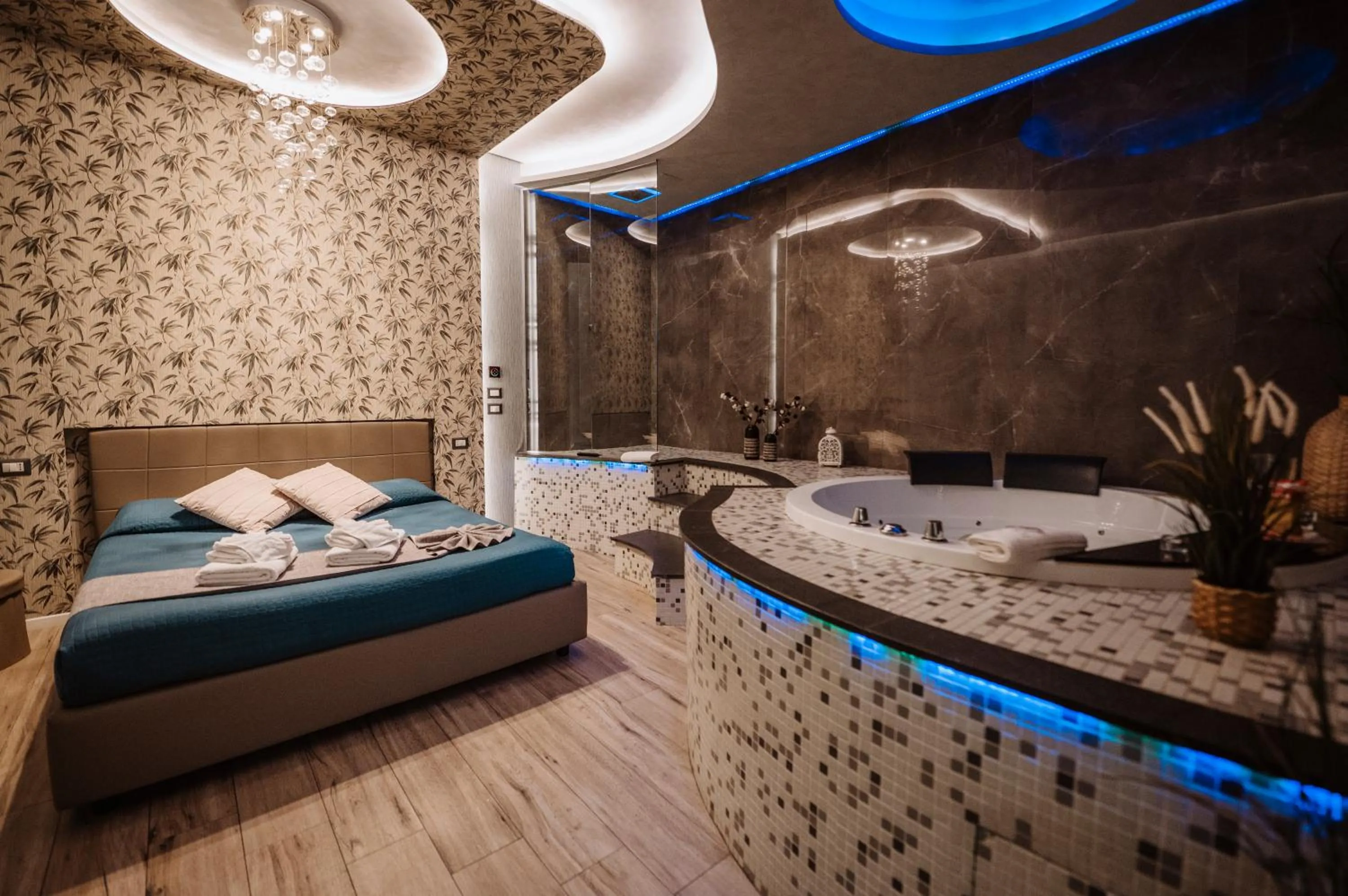 TH LUXURY SUITE