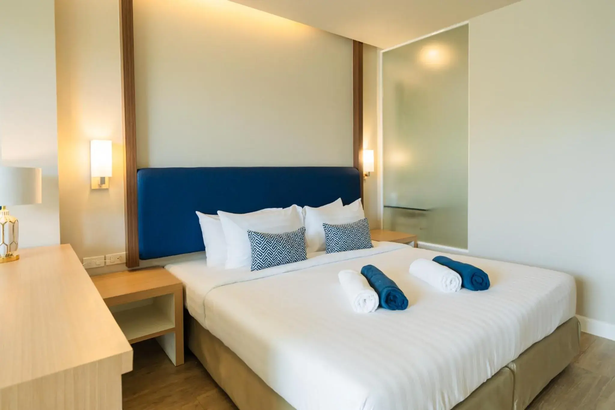 Bed in Phuket Boat Quay Hotel Panwa Beach Bed in Phuket Boat Quay Hotel Panwa Beach