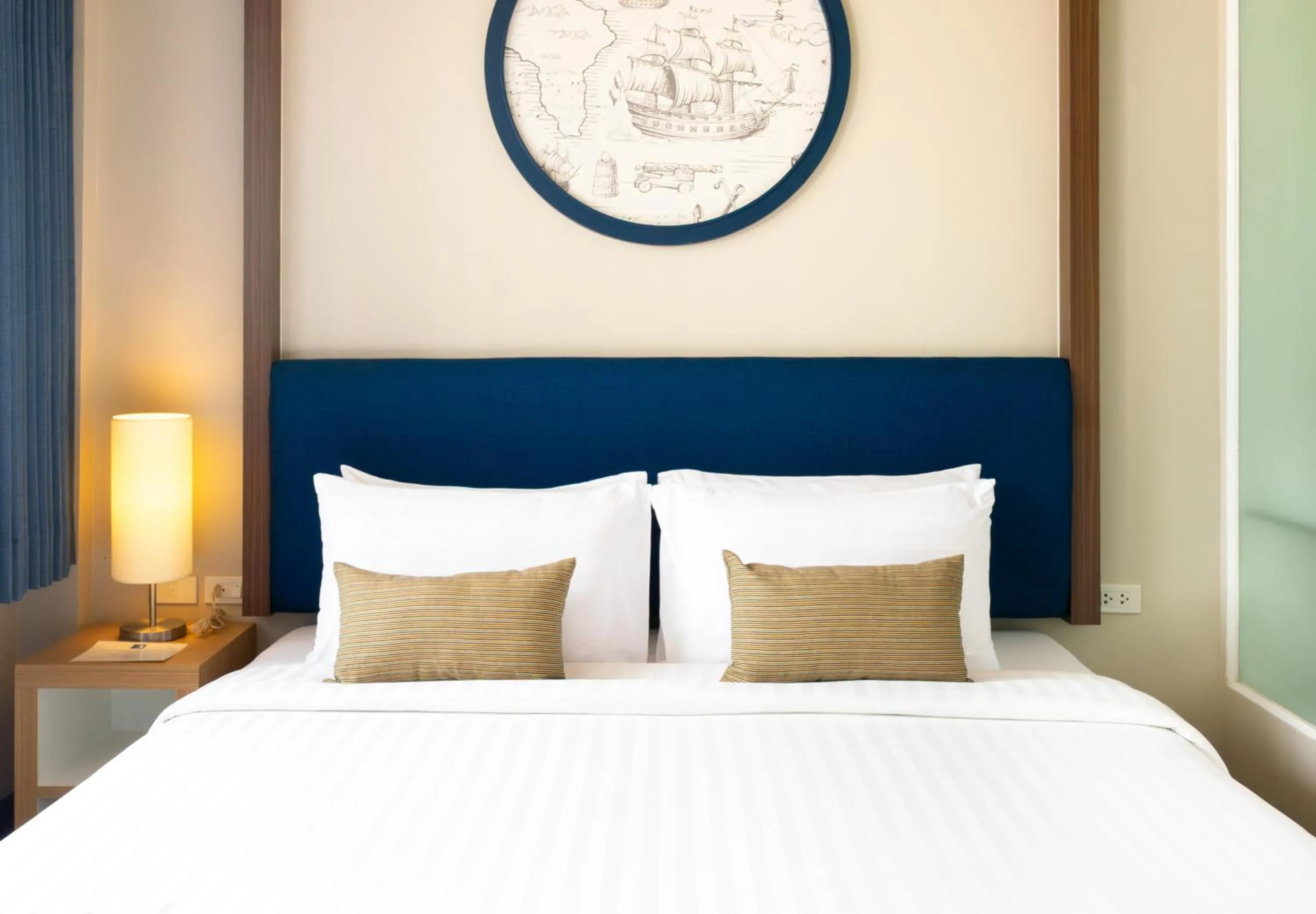 Bed in Phuket Boat Quay Hotel Panwa Beach