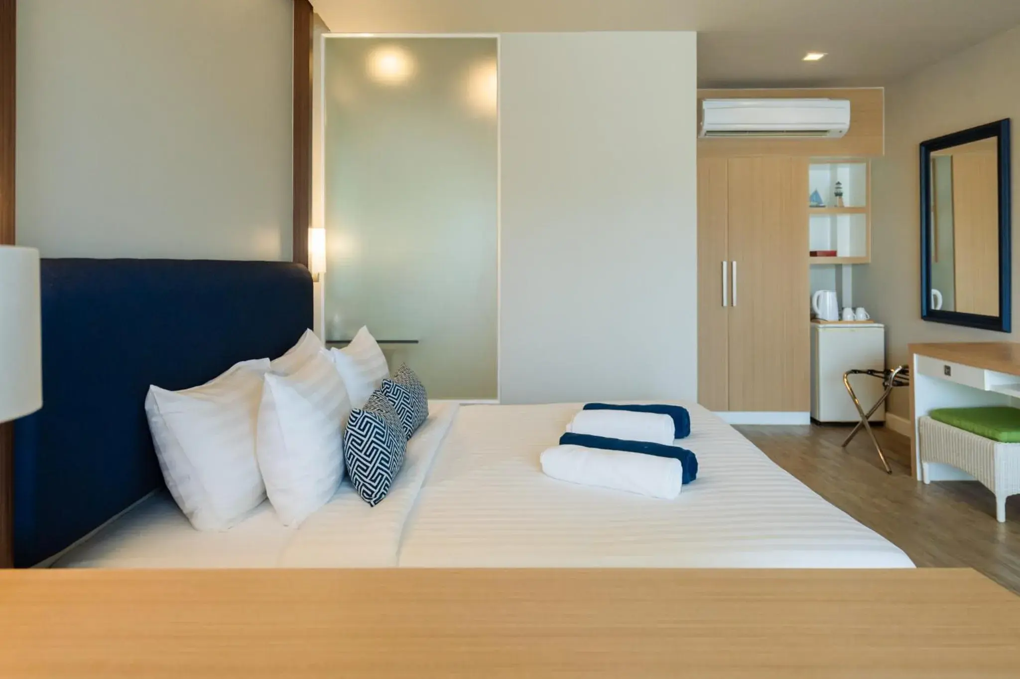 Bed in Phuket Boat Quay Hotel Panwa Beach Bed in Phuket Boat Quay Hotel Panwa Beach