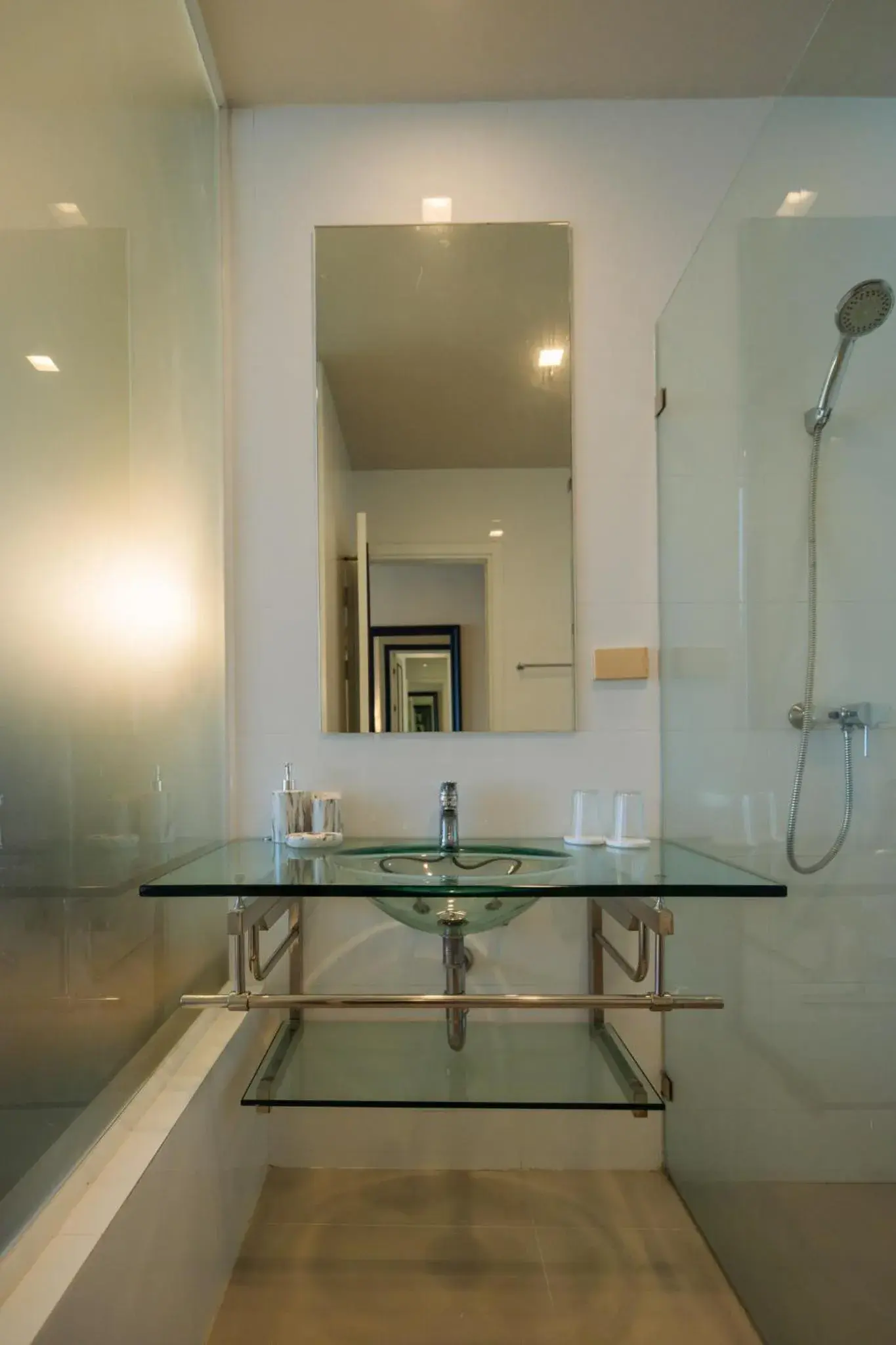 Shower in Phuket Boat Quay Hotel Panwa Beach Shower in Phuket Boat Quay Hotel Panwa Beach