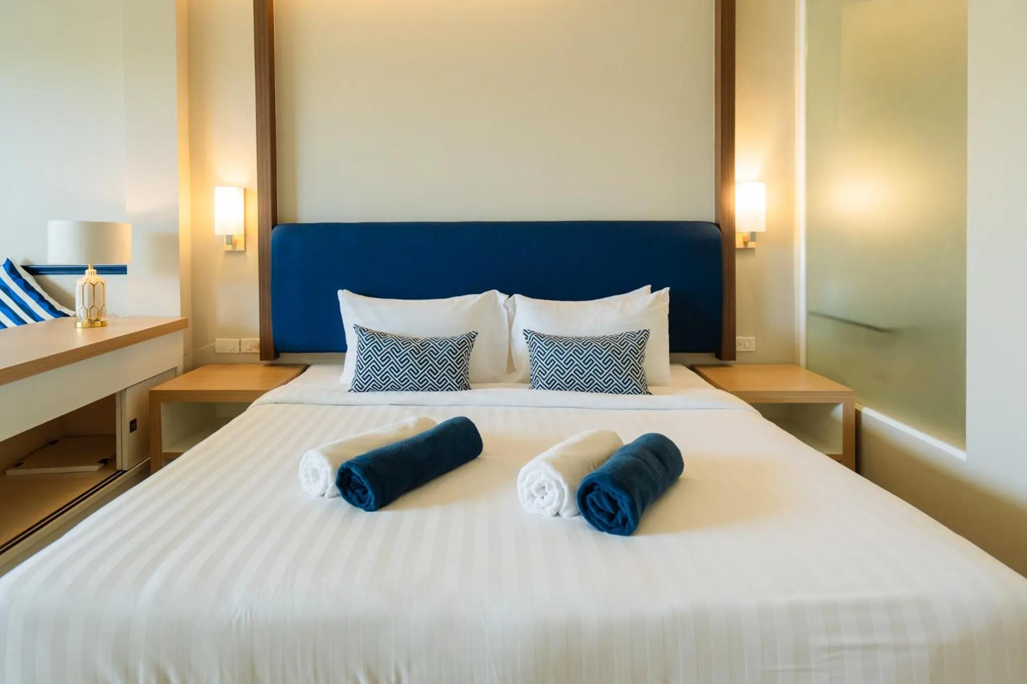 Bed in Phuket Boat Quay Hotel Panwa Beach