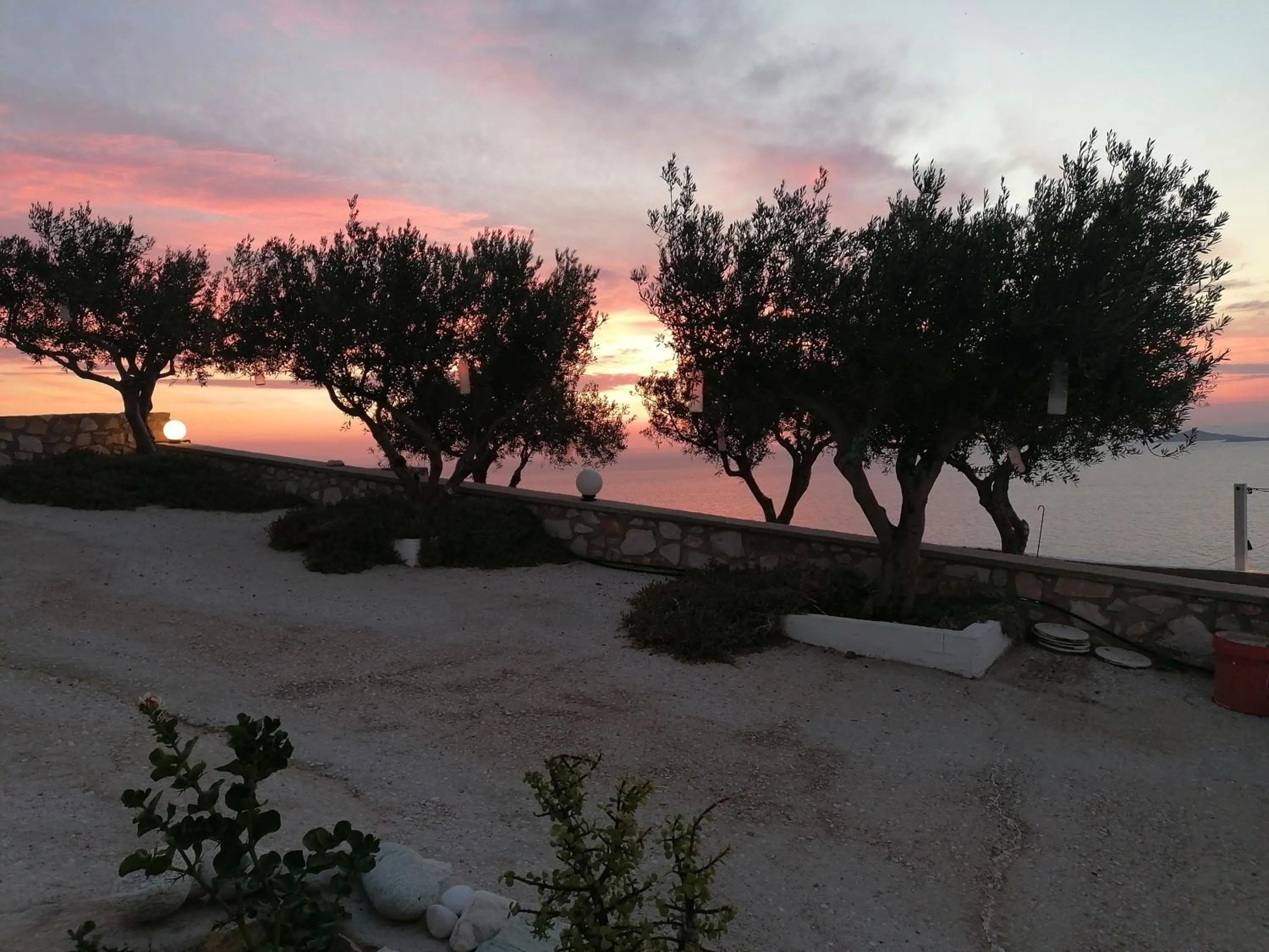 Natural landscape in Sarris Planet