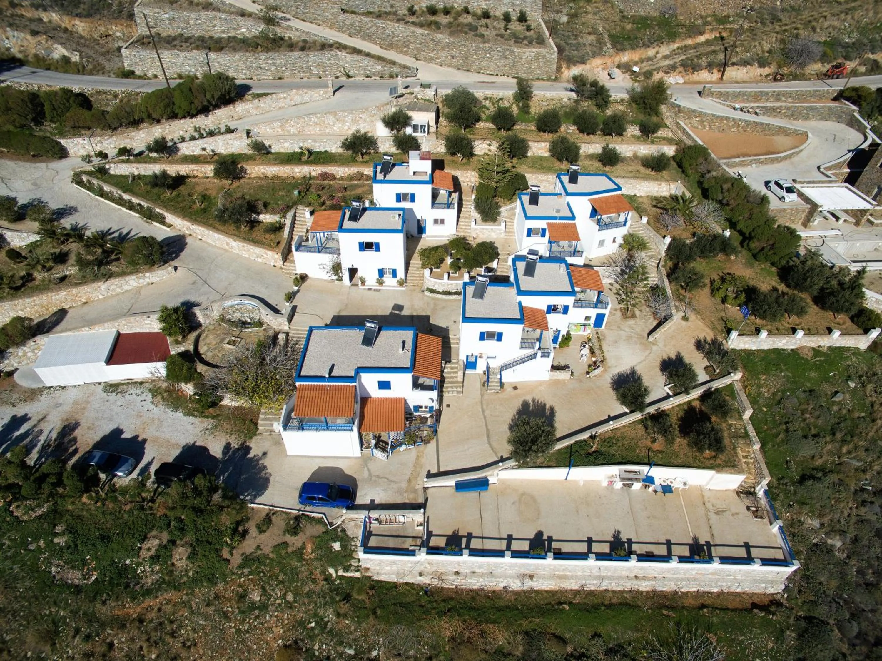 Property building in Sarris Planet