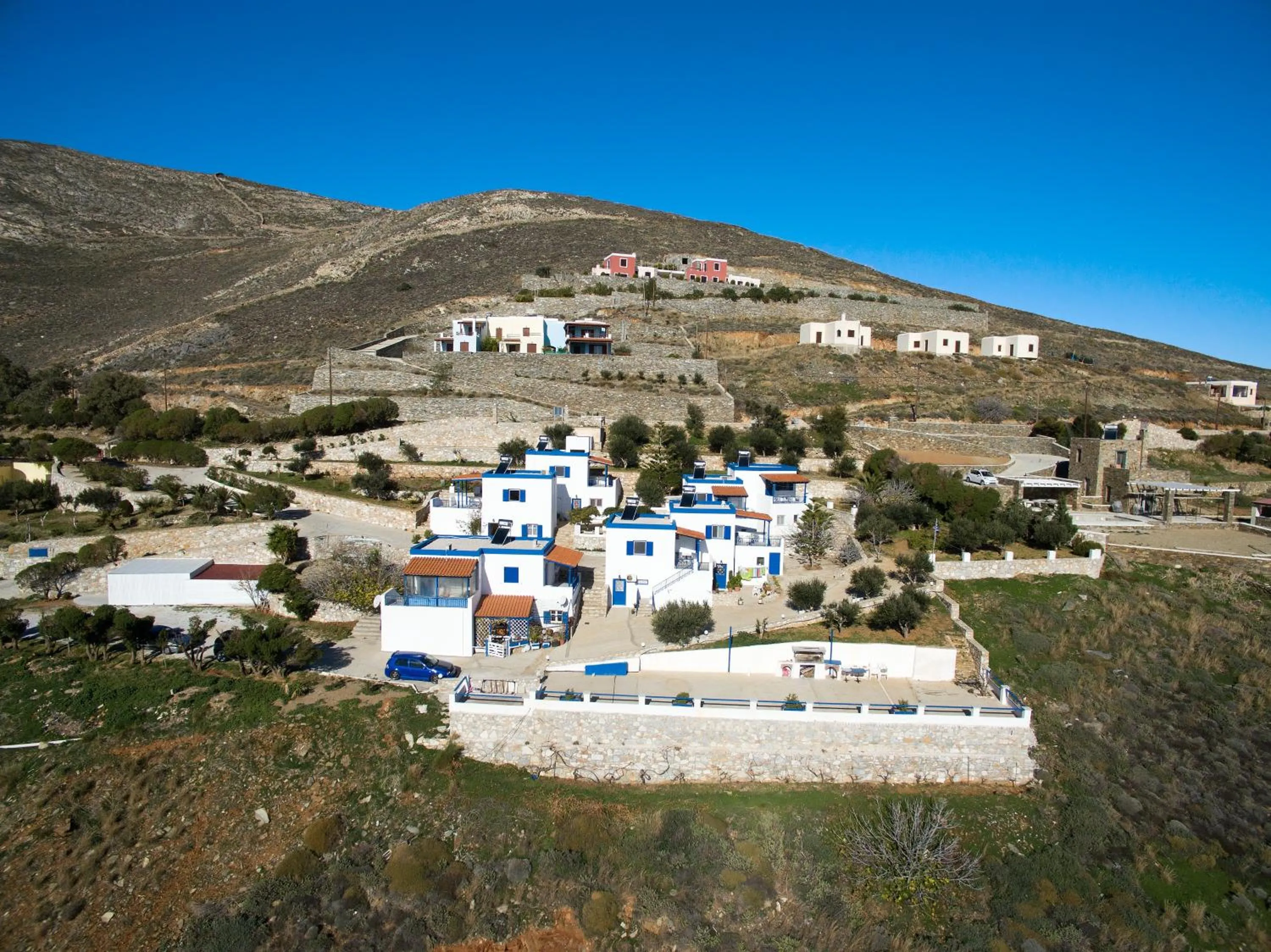 Property building in Sarris Planet