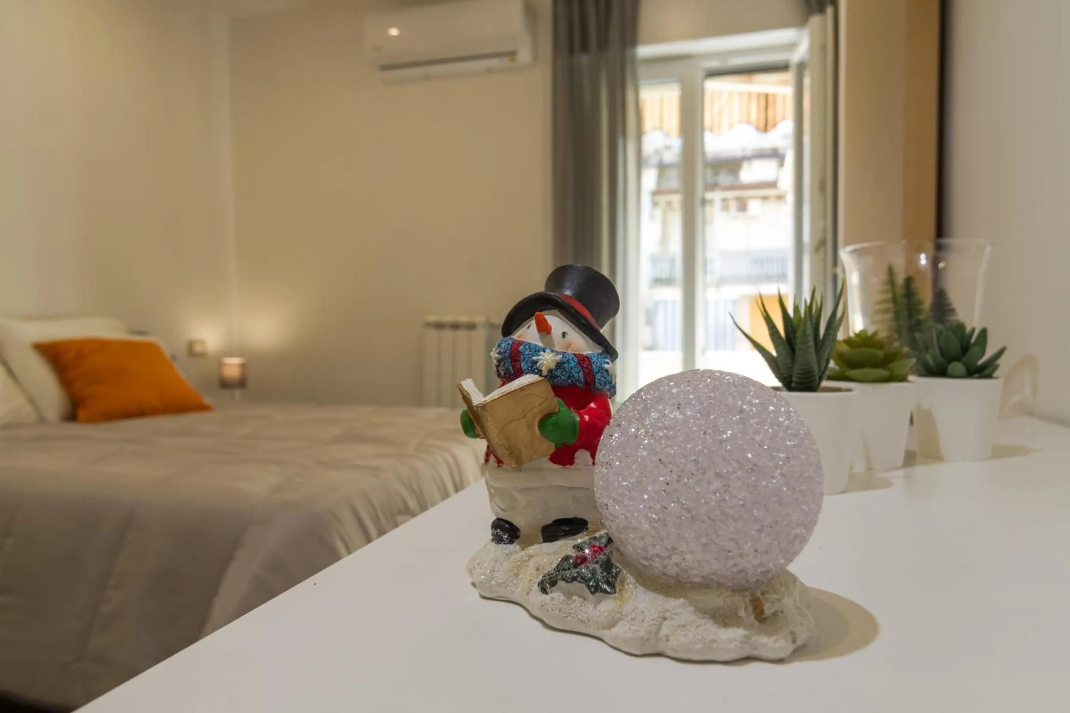 Decorative detail, Bed in Giù al Centro