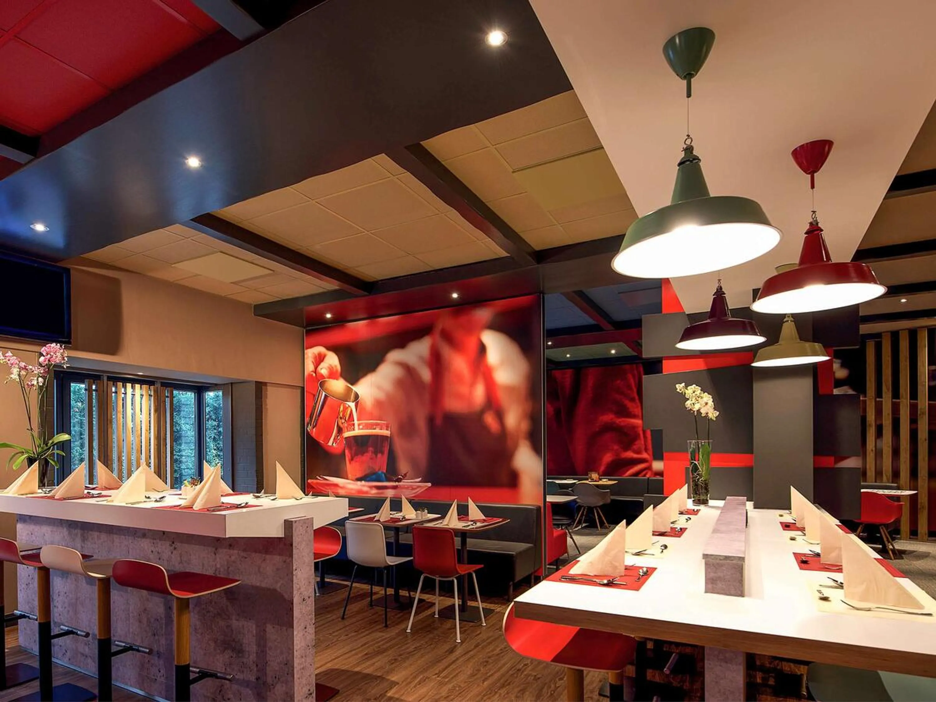 Restaurant/places to eat in ibis Bremen City