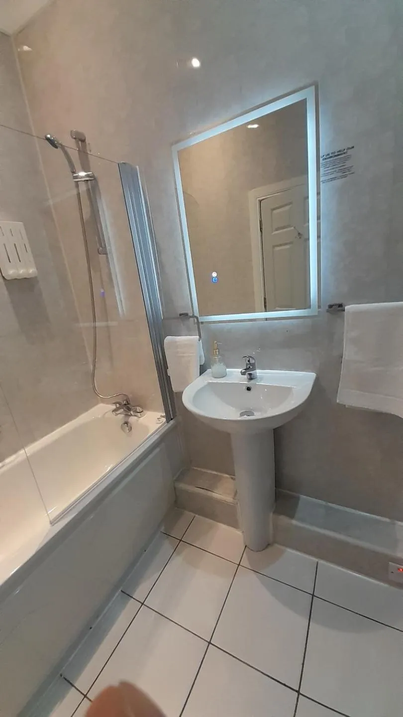 Bathroom in Astala Lodge