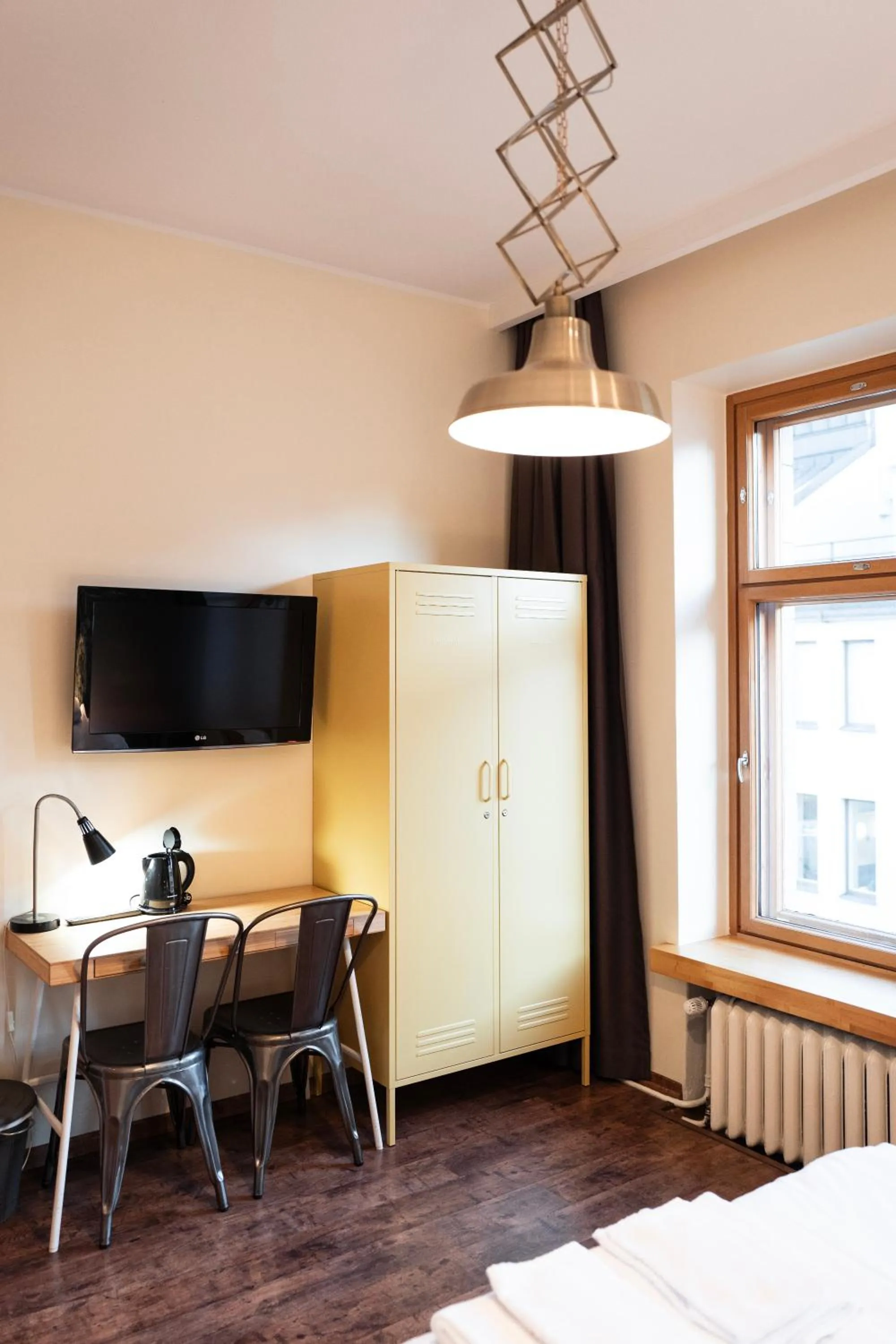 TV and multimedia, Bed in Hotel Finn