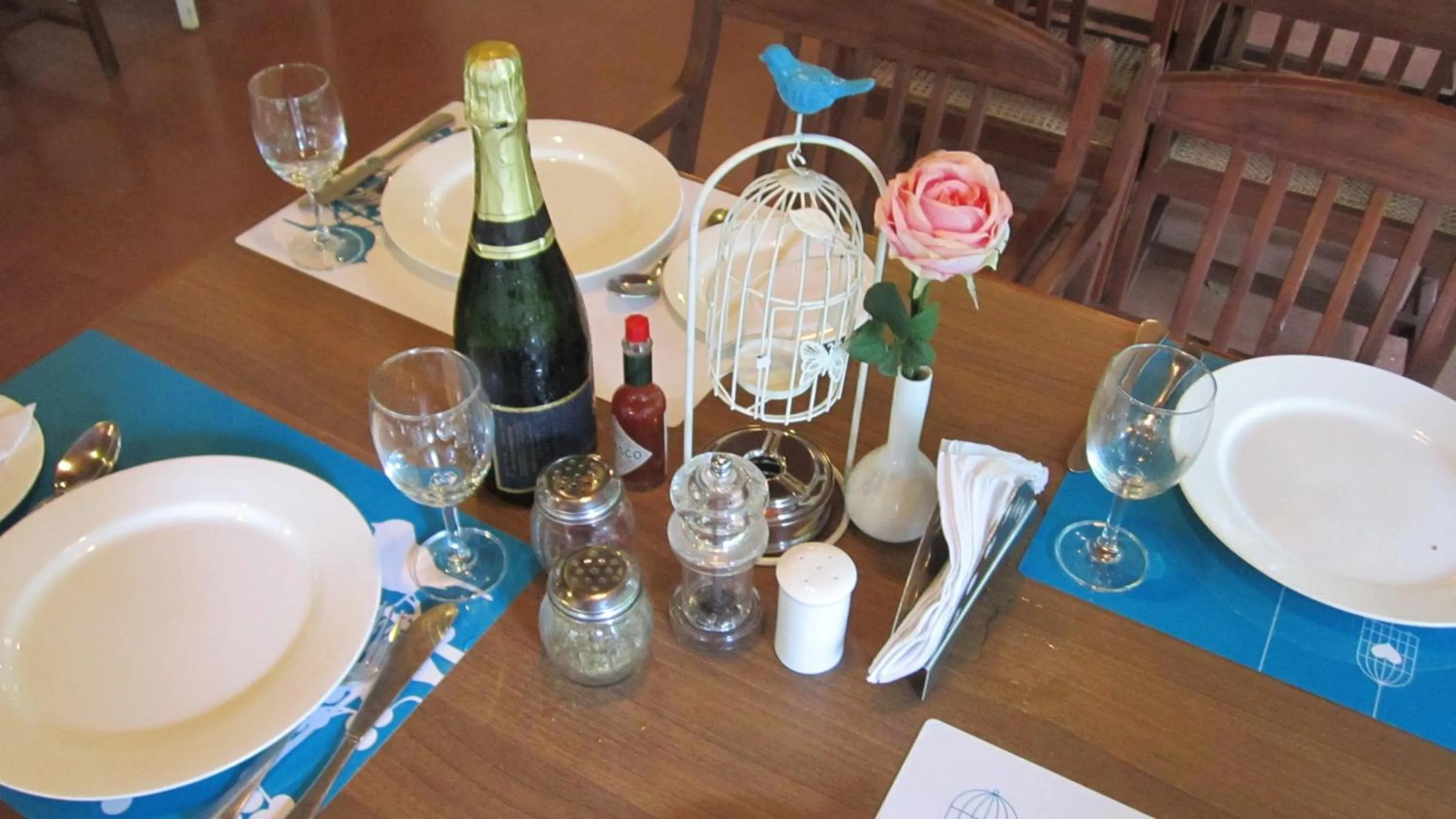 Food and drinks in The Tamarind Hotel - A Boutique Heritage Stay, Anjuna - Goa