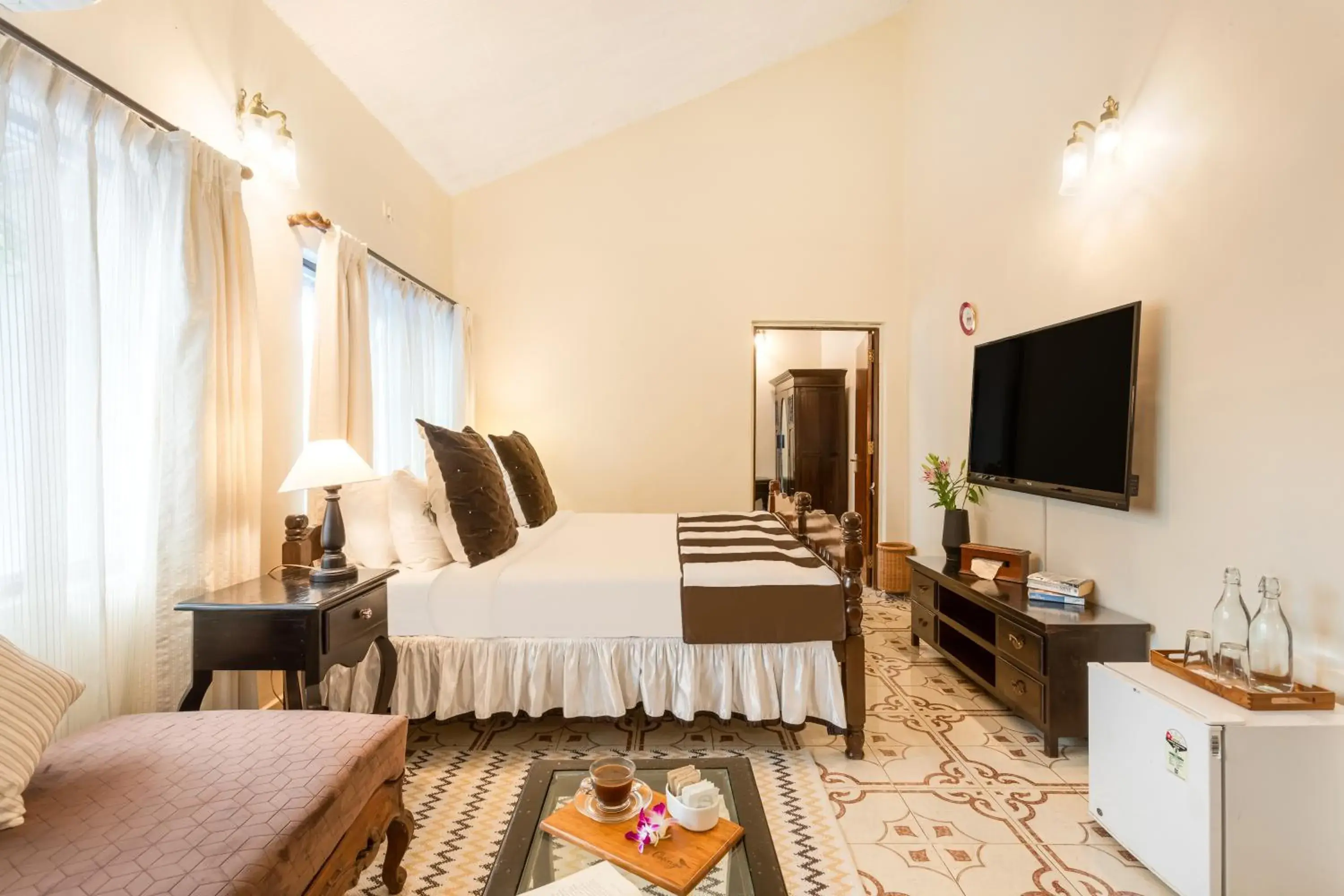 Luxury Suite in The Tamarind Hotel - A Boutique Heritage Stay, Anjuna - Goa Luxury Suite in The Tamarind Hotel - A Boutique Heritage Stay, Anjuna - Goa
