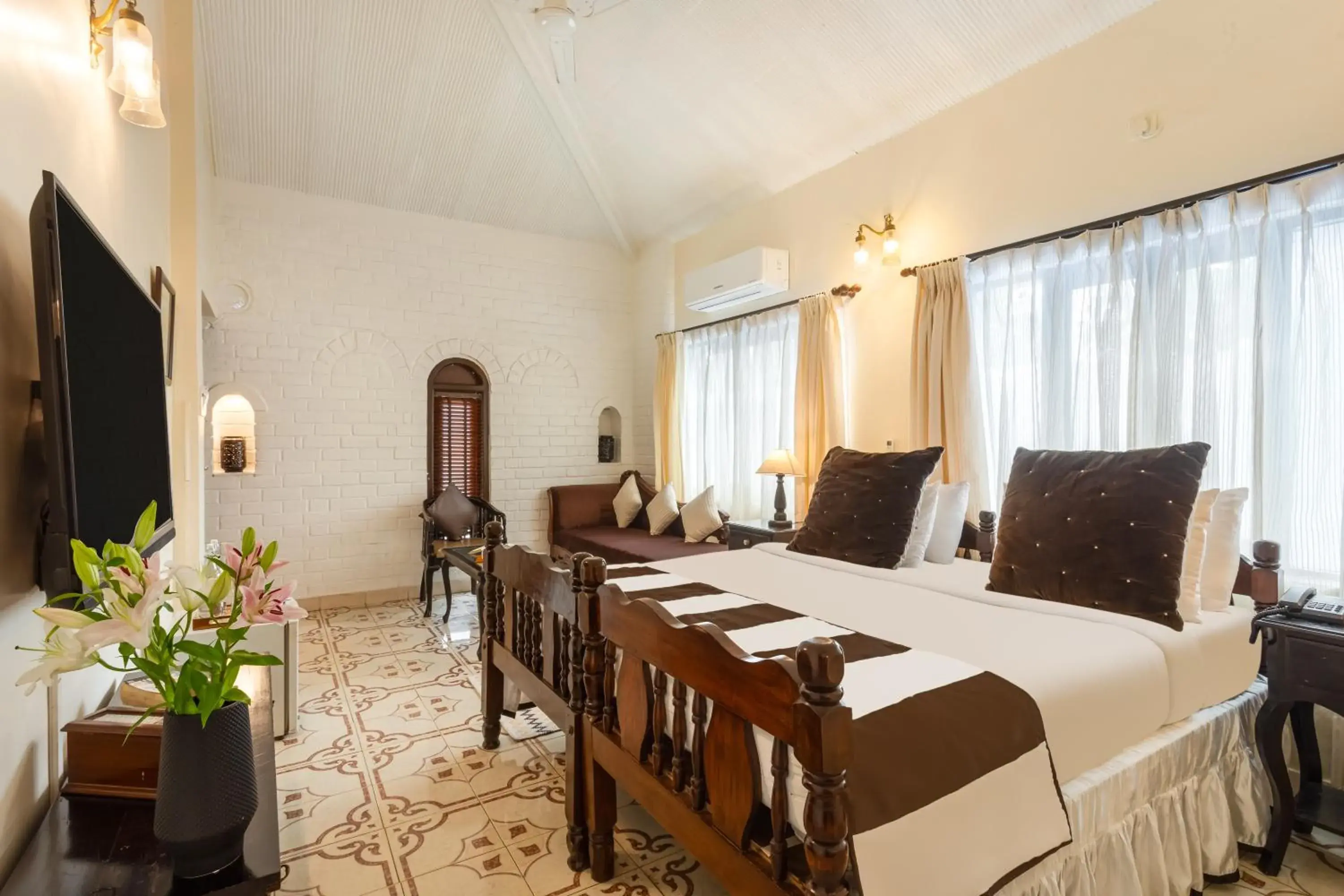 Luxury Suite in The Tamarind Hotel - A Boutique Heritage Stay, Anjuna - Goa Luxury Suite in The Tamarind Hotel - A Boutique Heritage Stay, Anjuna - Goa
