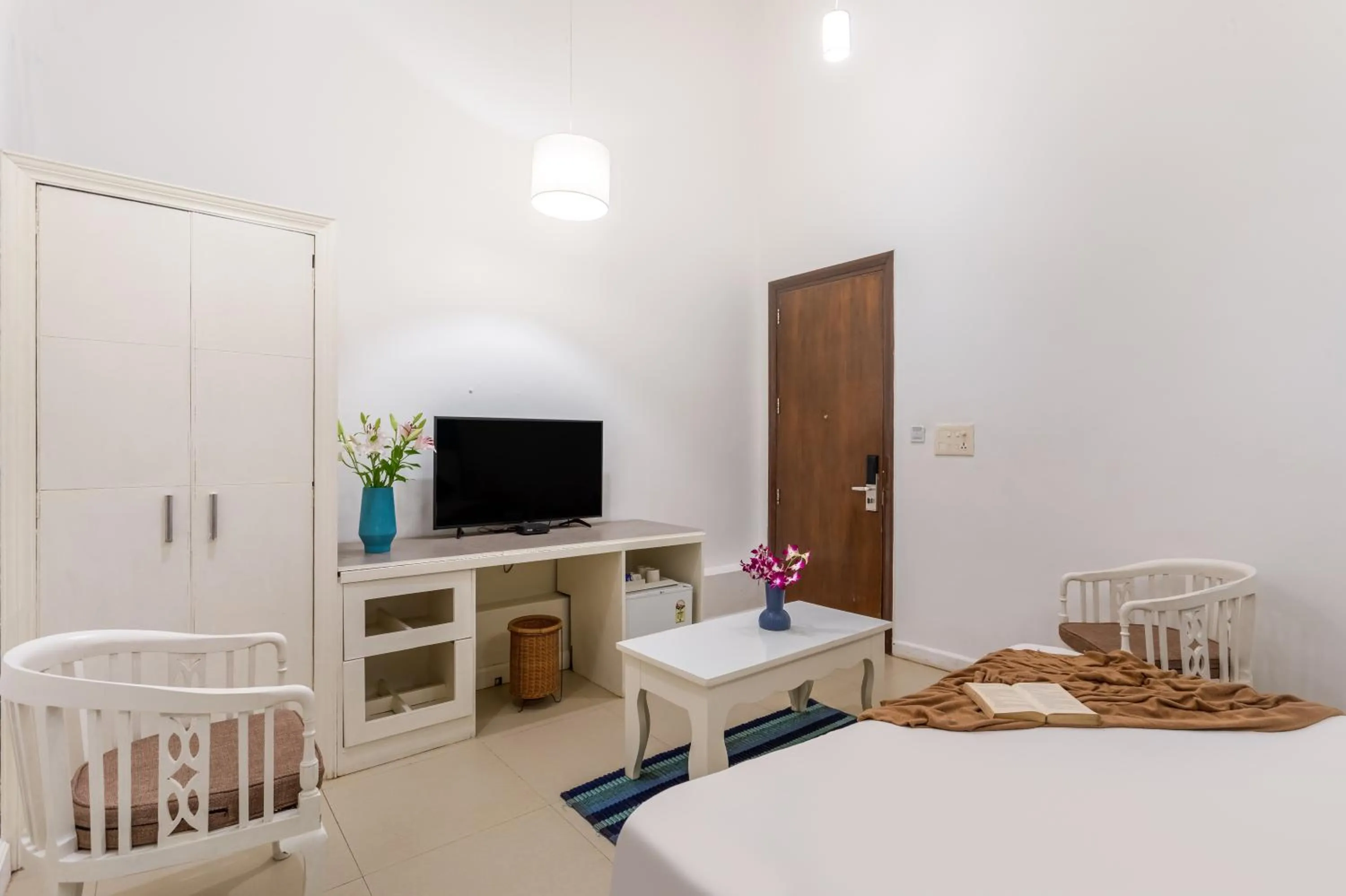 TV and multimedia in The Tamarind Hotel - A Boutique Heritage Stay, Anjuna - Goa