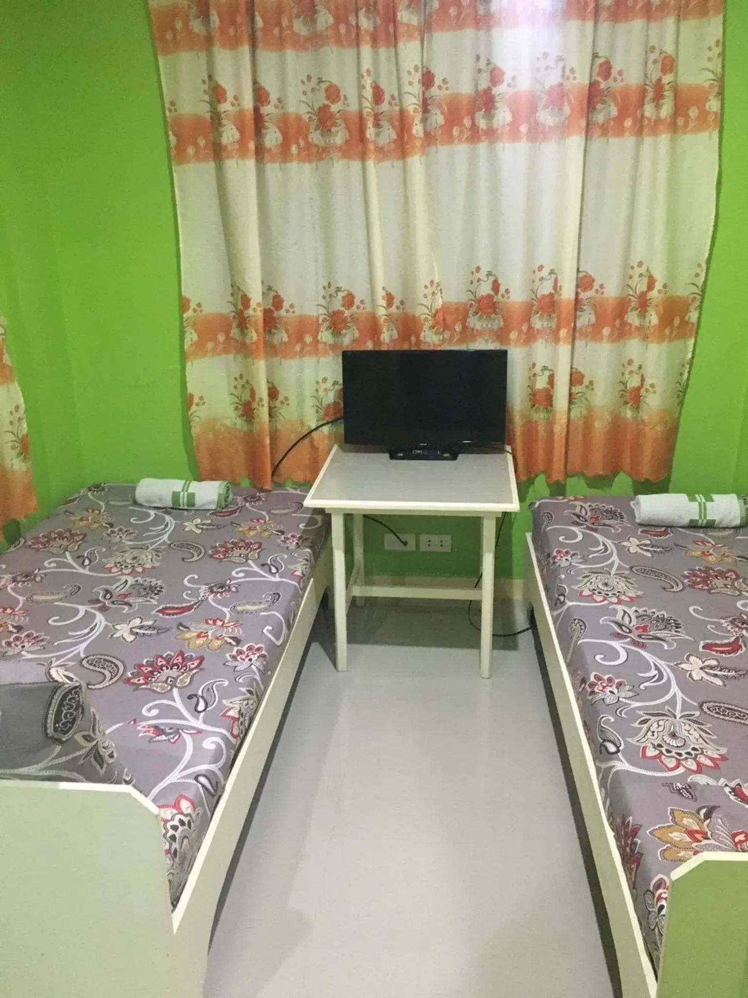 Bedroom, Bed in Twin AP Homes Bedroom, Bed in Twin AP Homes