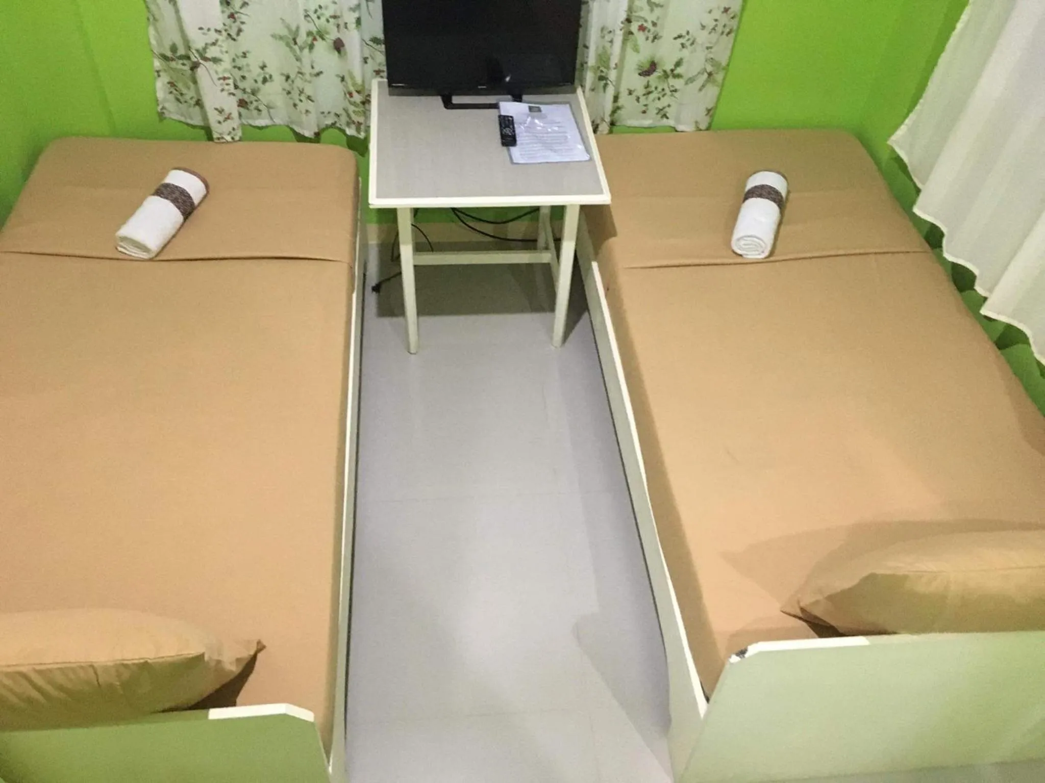 Bedroom, Bed in Twin AP Homes