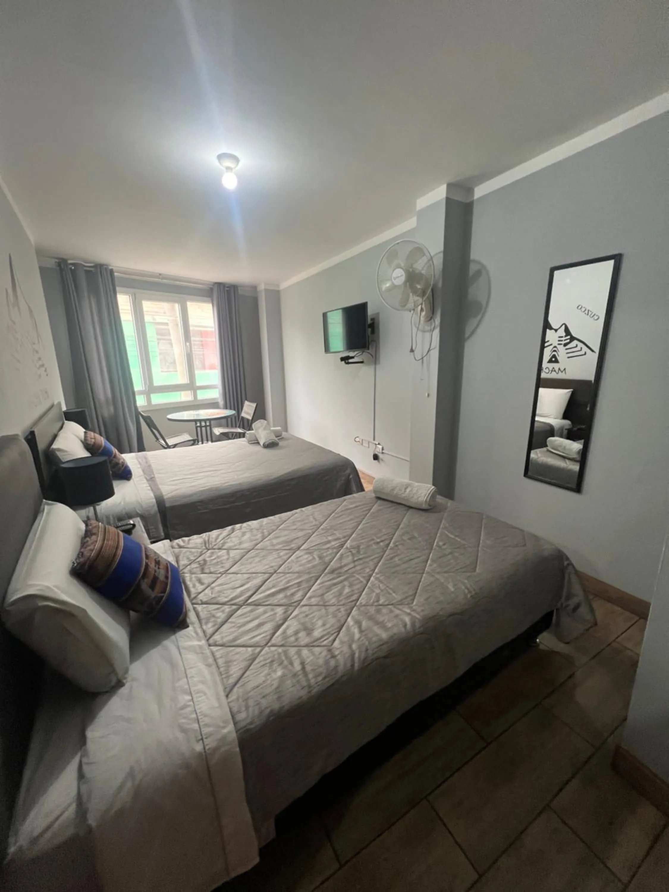 Bedroom, Bed in Lima Airport Tampu