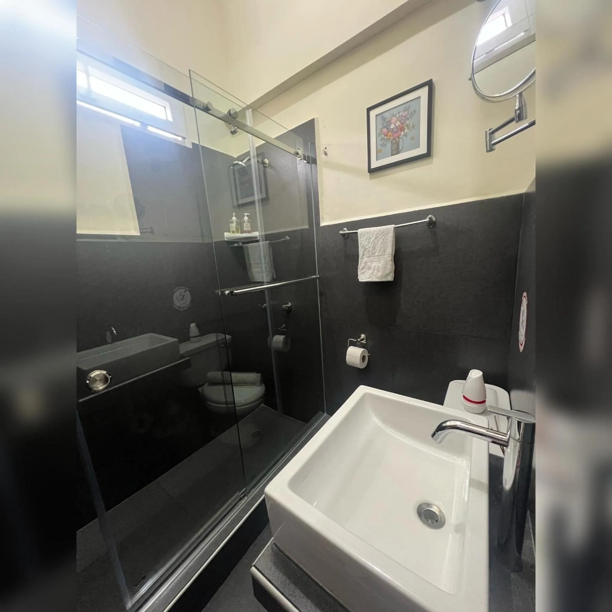 Bathroom in Lima Airport Tampu