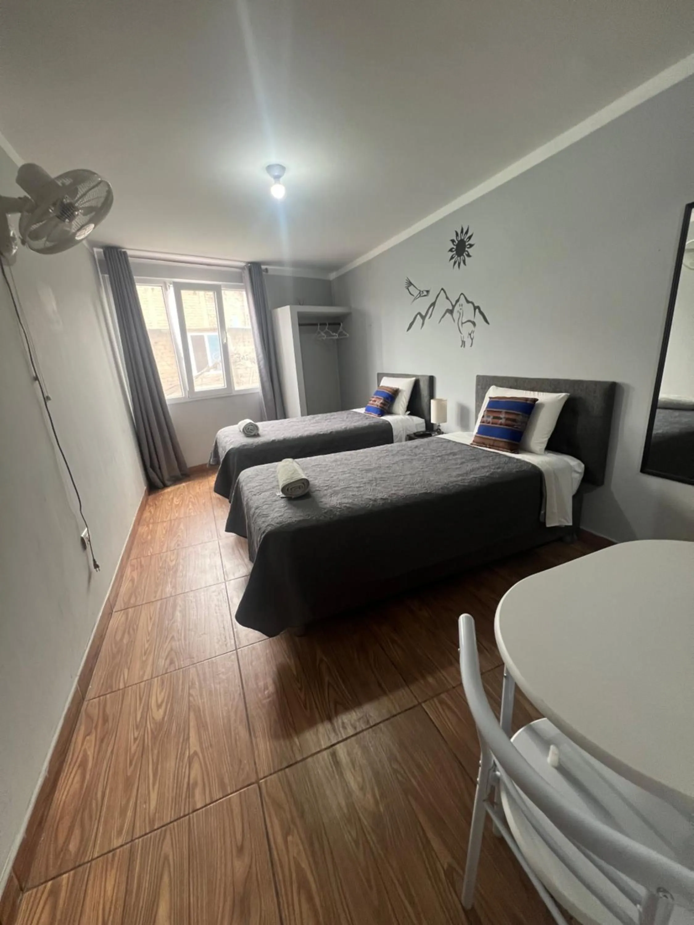 Bedroom, Bed in Lima Airport Tampu