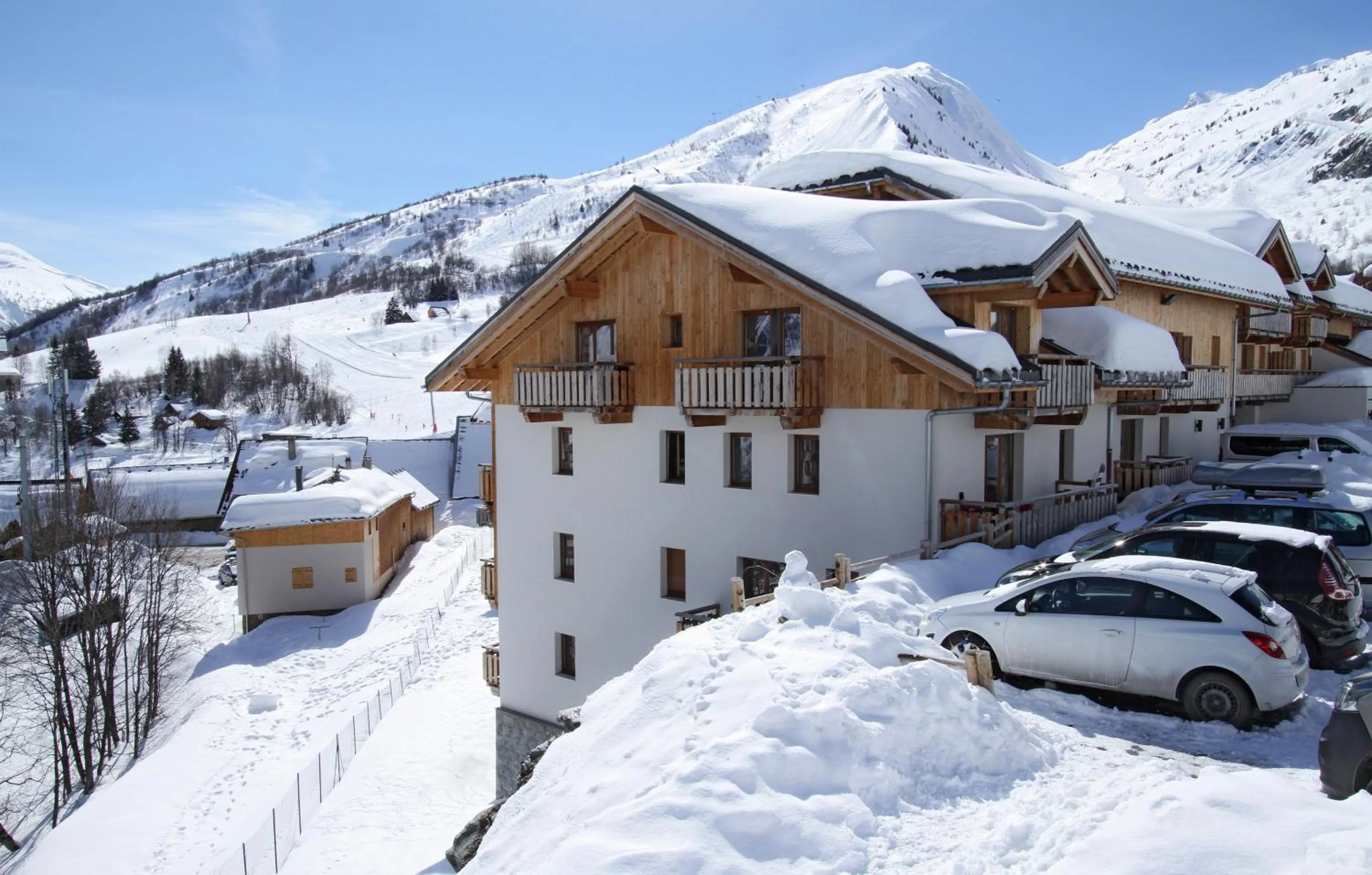Facade/entrance in Résidence Odalys Les Bergers