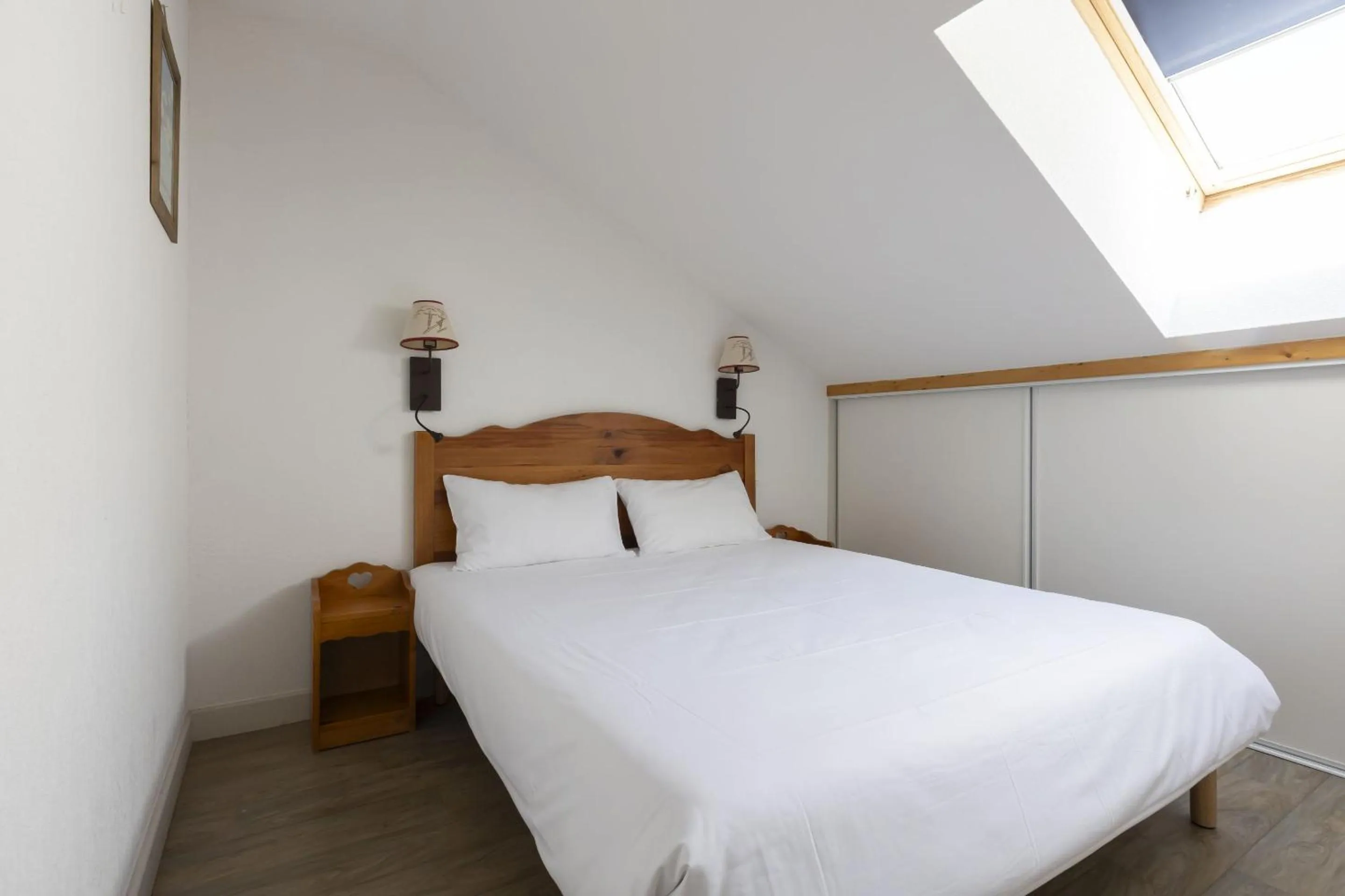 Bedroom, Bed in Résidence Odalys Les Bergers