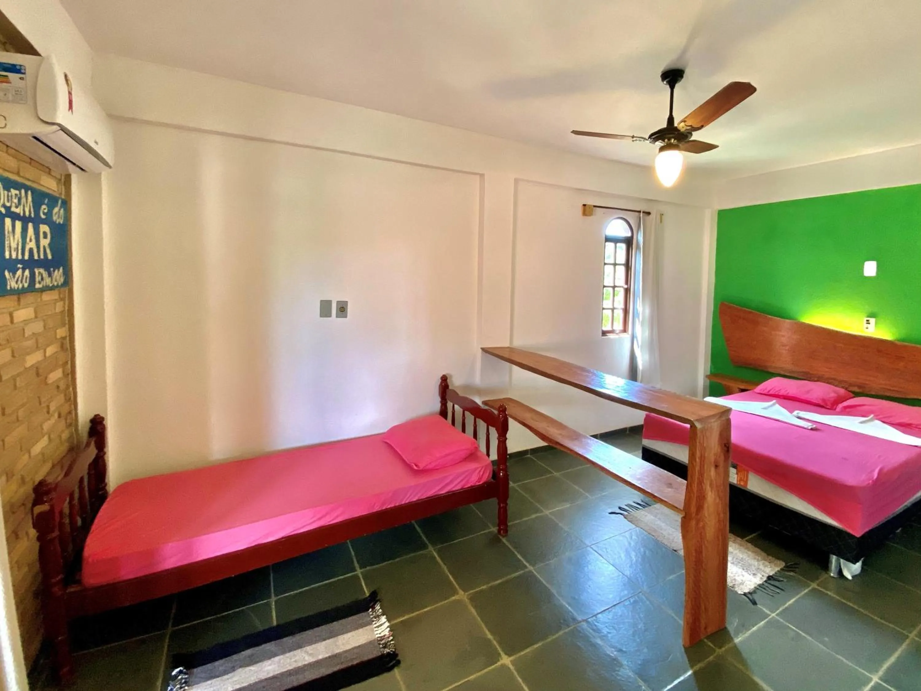 Bed in O Caramuru Hostel - Cumuruxatiba