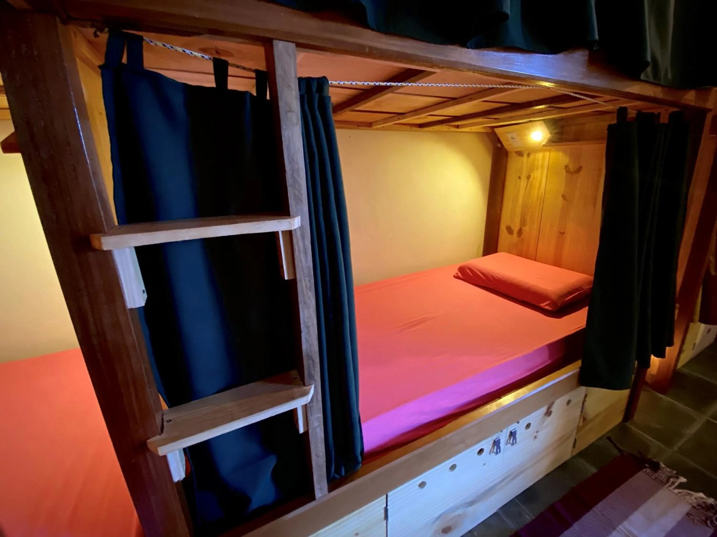 Bed in O Caramuru Hostel - Cumuruxatiba