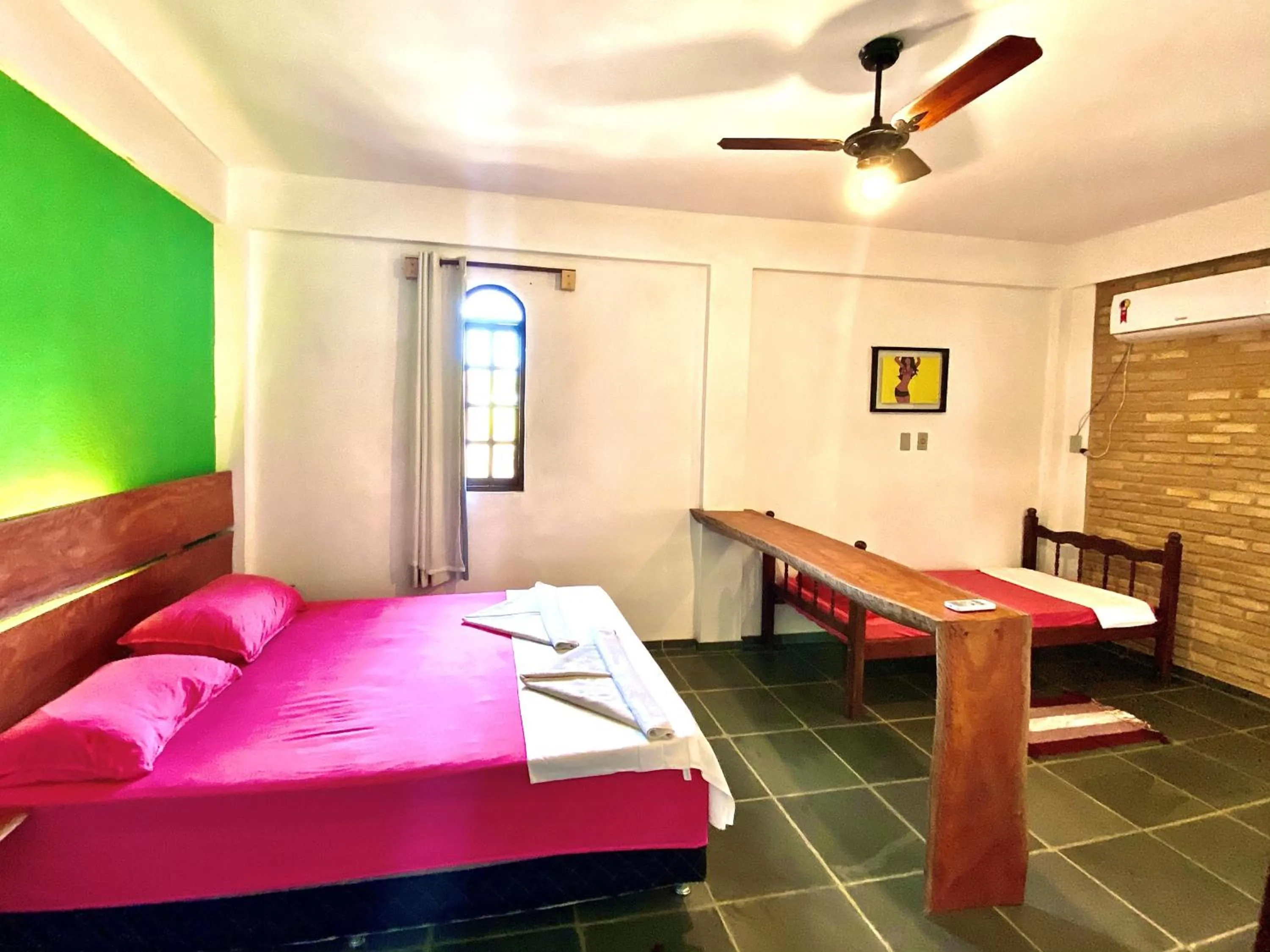 Bed in O Caramuru Hostel - Cumuruxatiba