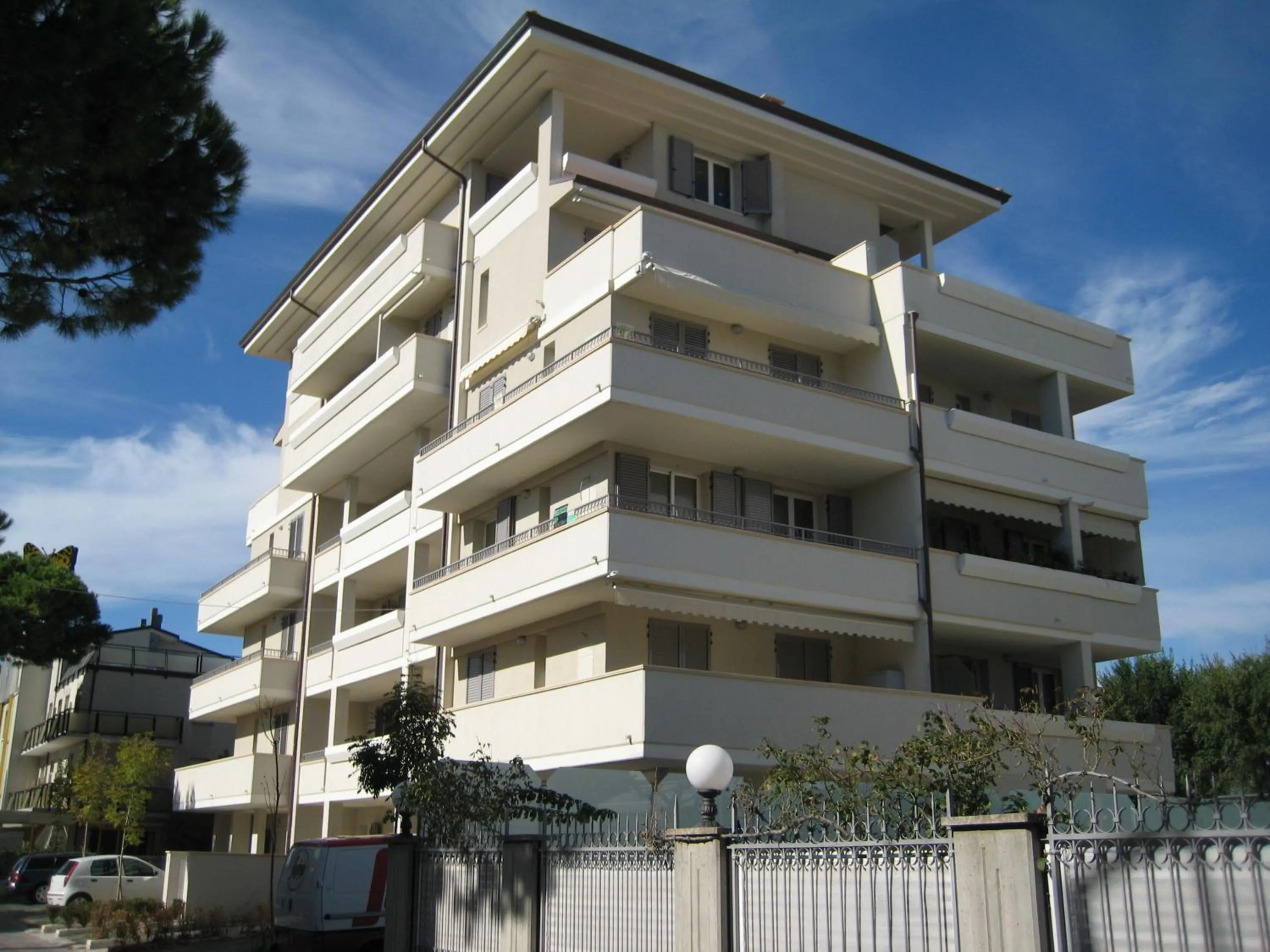 Facade/entrance in Residence Alba Blu