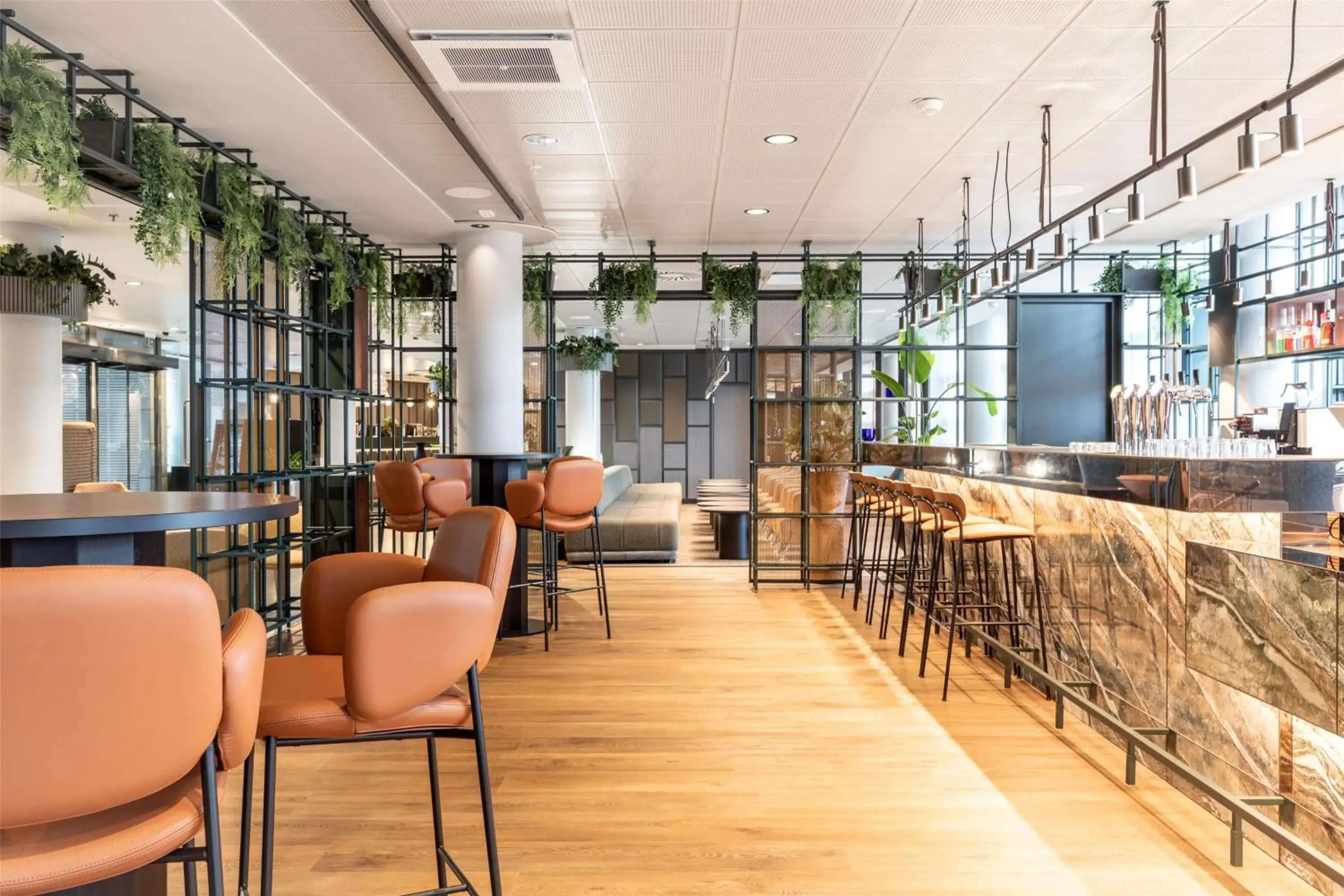 Lounge or bar in Scandic Simonkenttä Lounge or bar in Scandic Simonkenttä