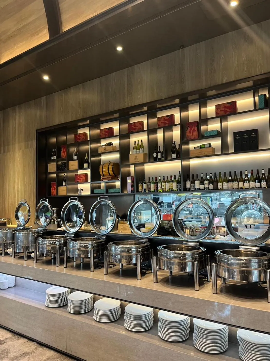 Food and drinks in HUAN Serviced Residence