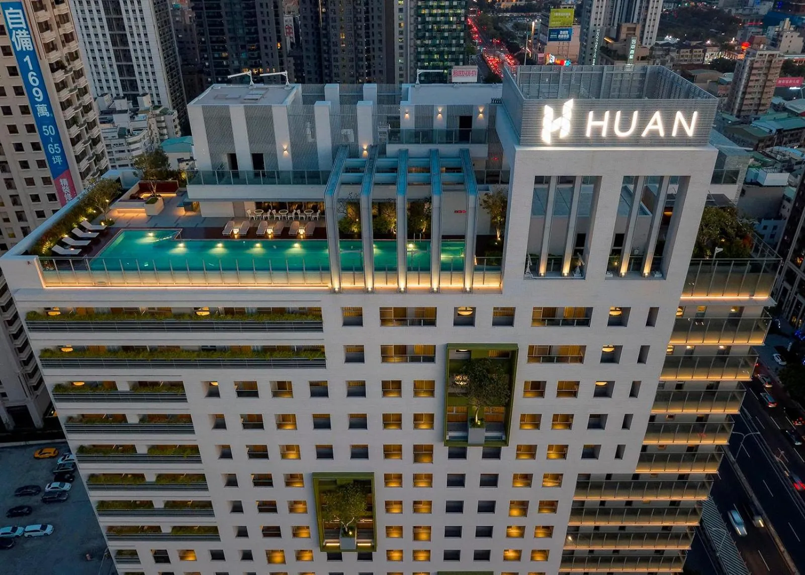 Property building in HUAN Serviced Residence