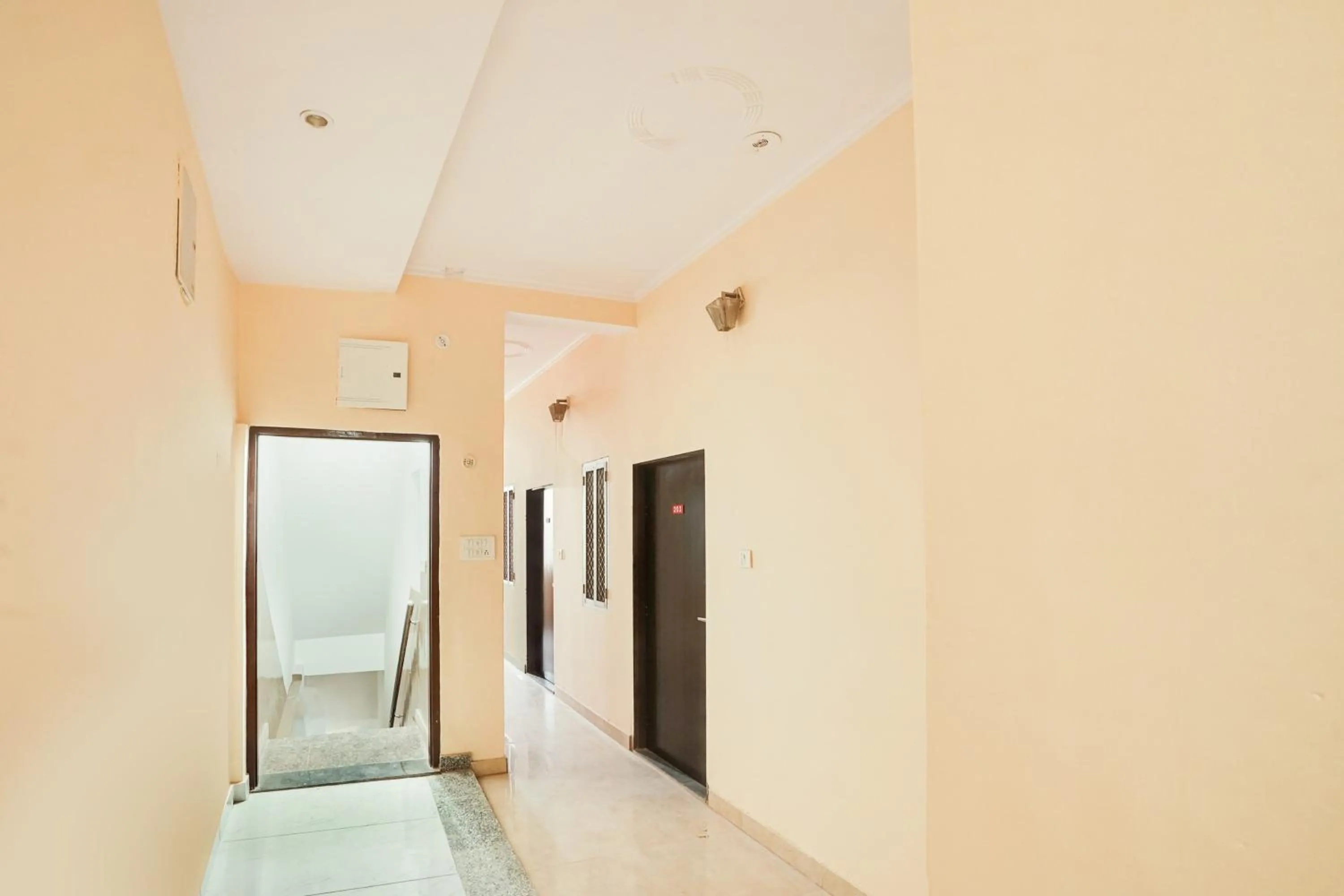 Lobby or reception in Hotel O Radhaswami Nagar Formerly Chinnar