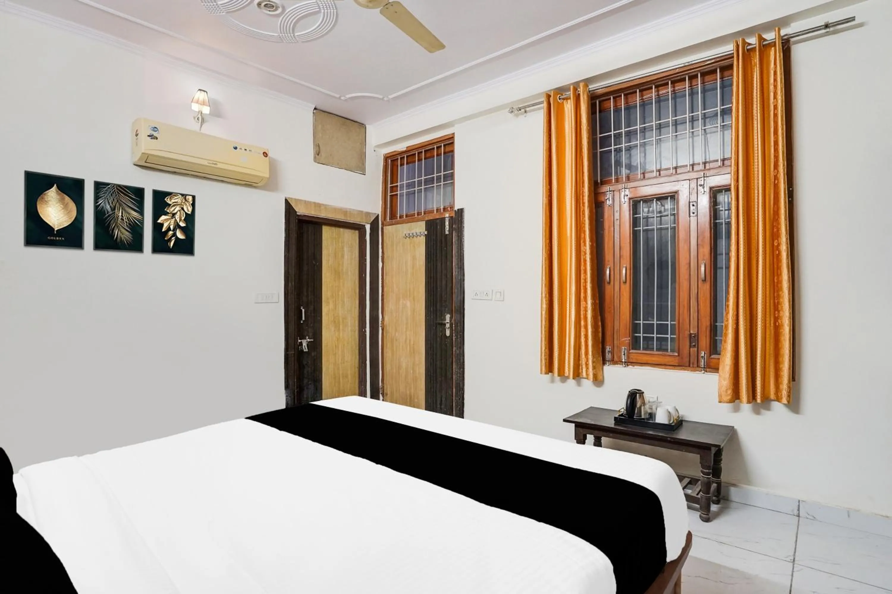 Bedroom, Bed in Hotel O Radhaswami Nagar Formerly Chinnar