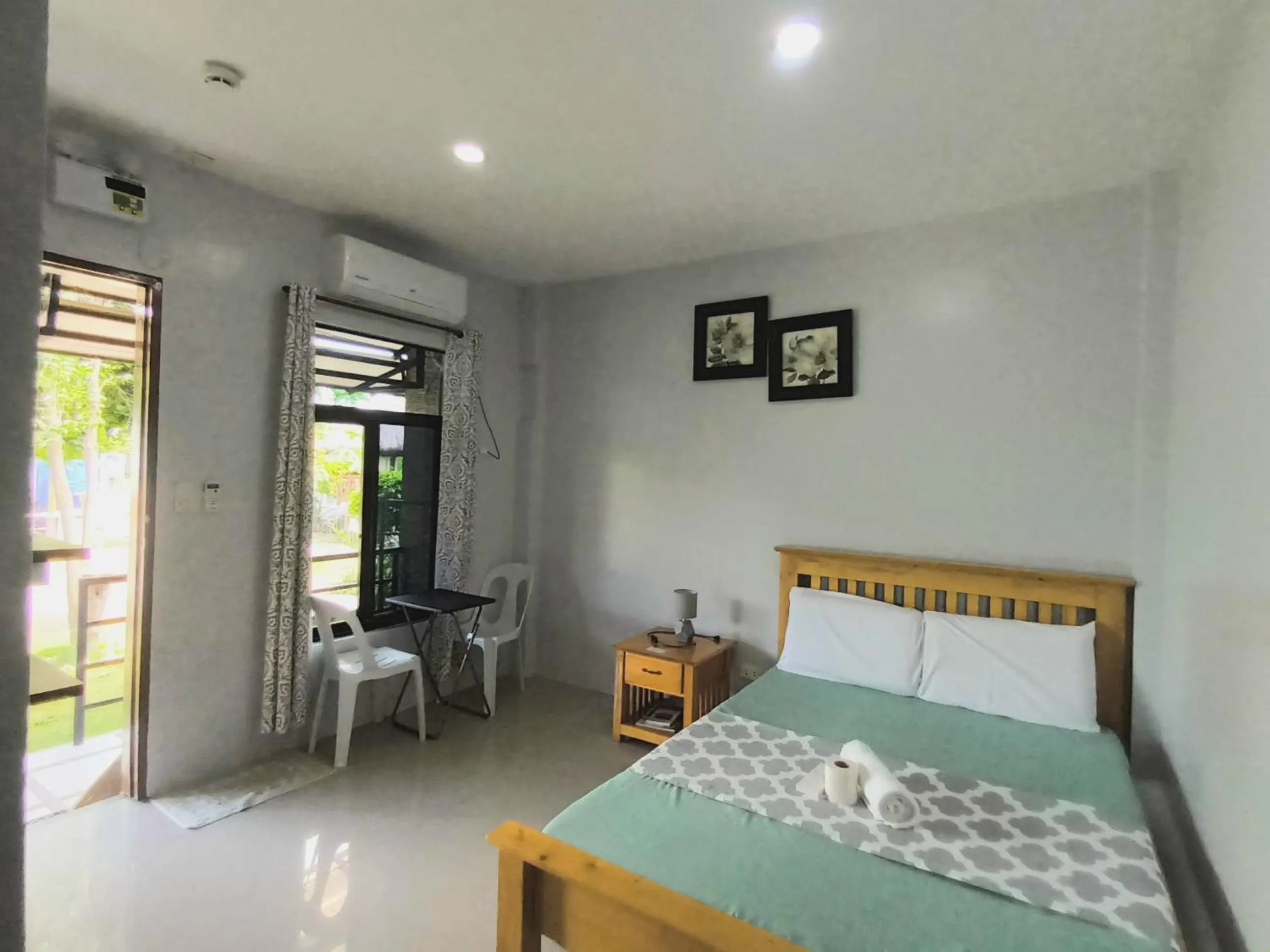 Bed in Grae’s Apartelle