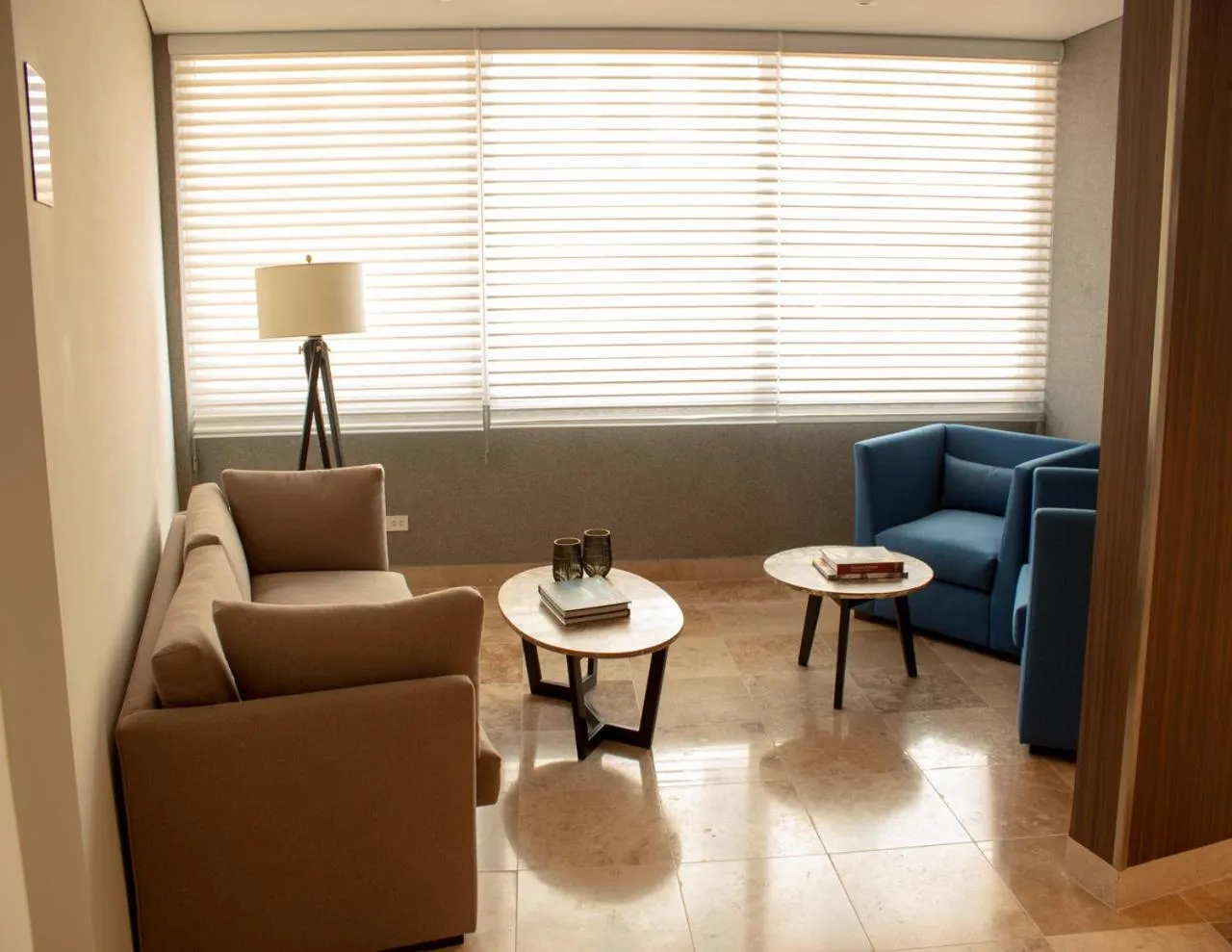 Lobby or reception in Hotel Estelar San Isidro