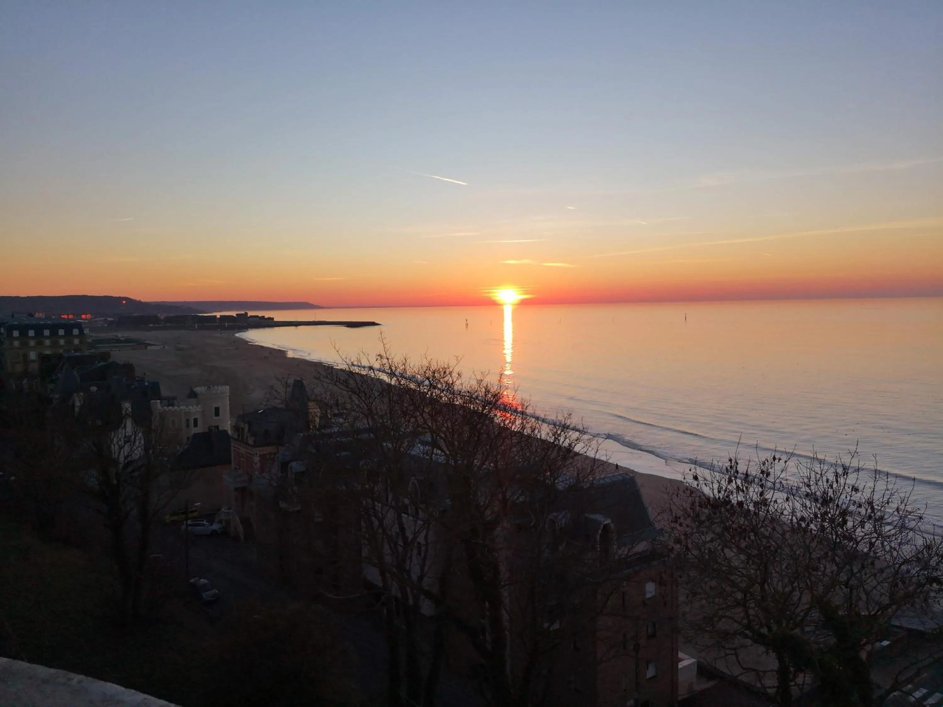 Beach in Du coté de chez Swann 1