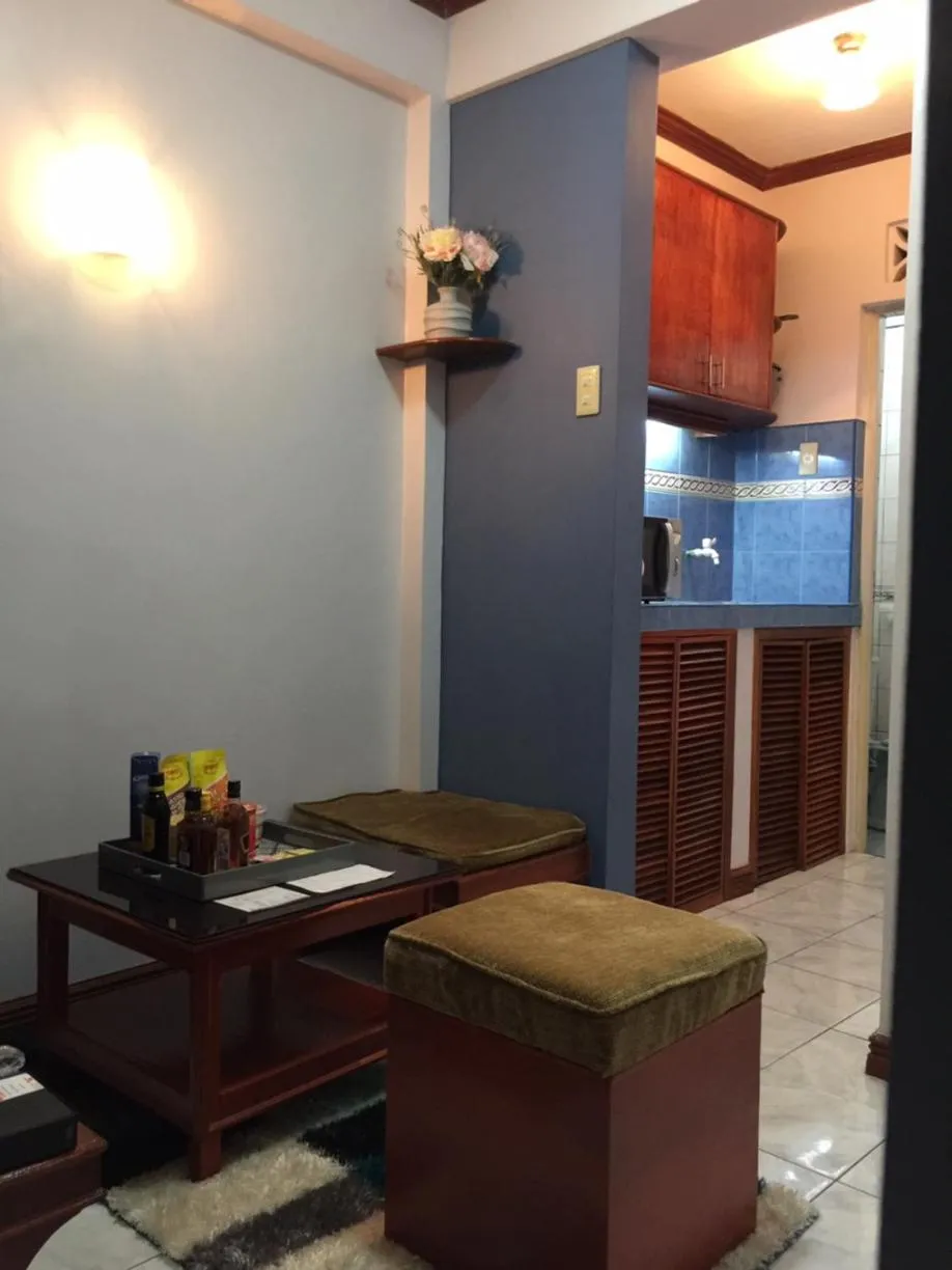 Las Pinas Serviced Apartment