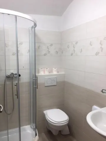 Bathroom in Youth Hostel Nika