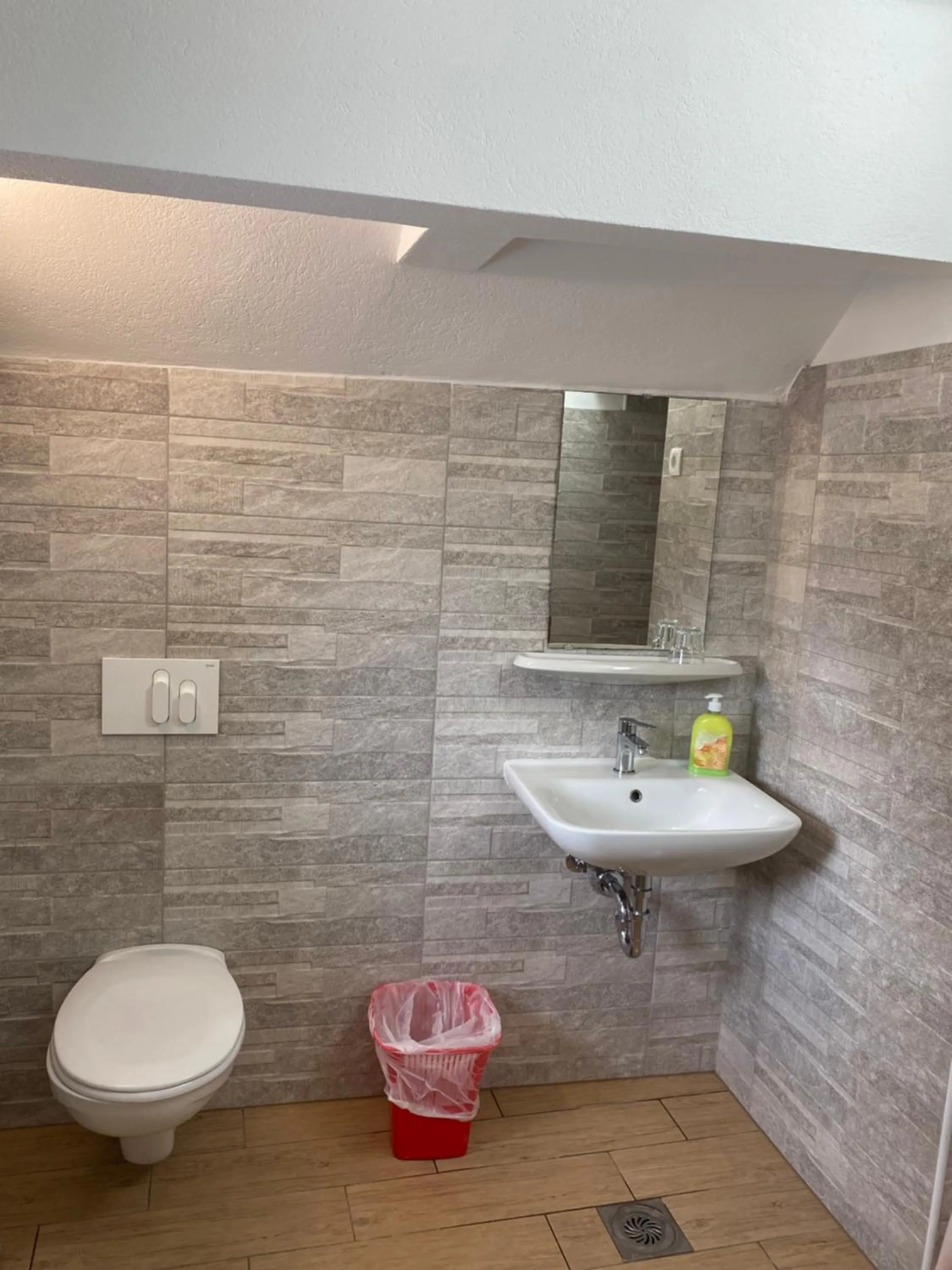 Bathroom in Youth Hostel Nika