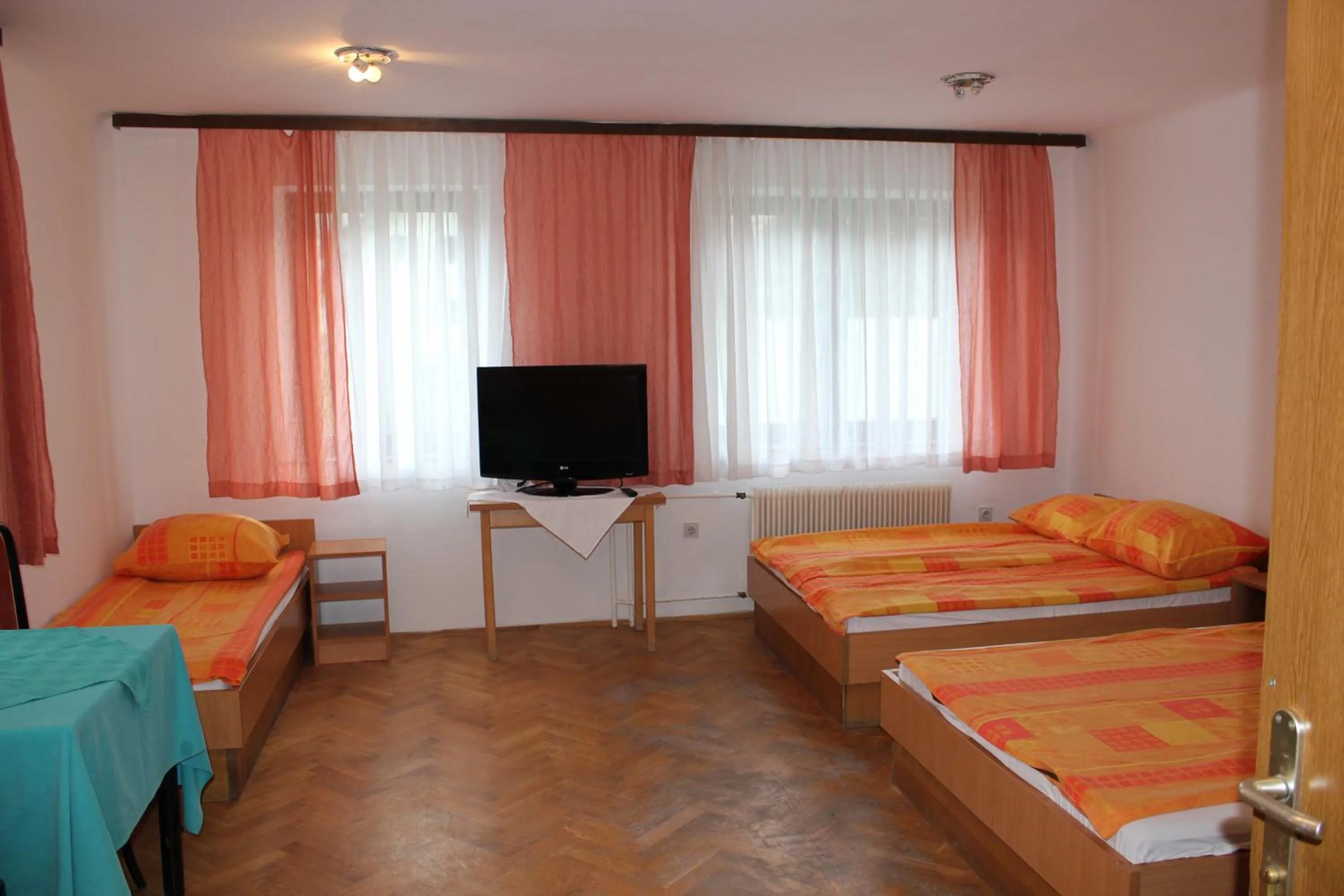 Bed in Youth Hostel Nika