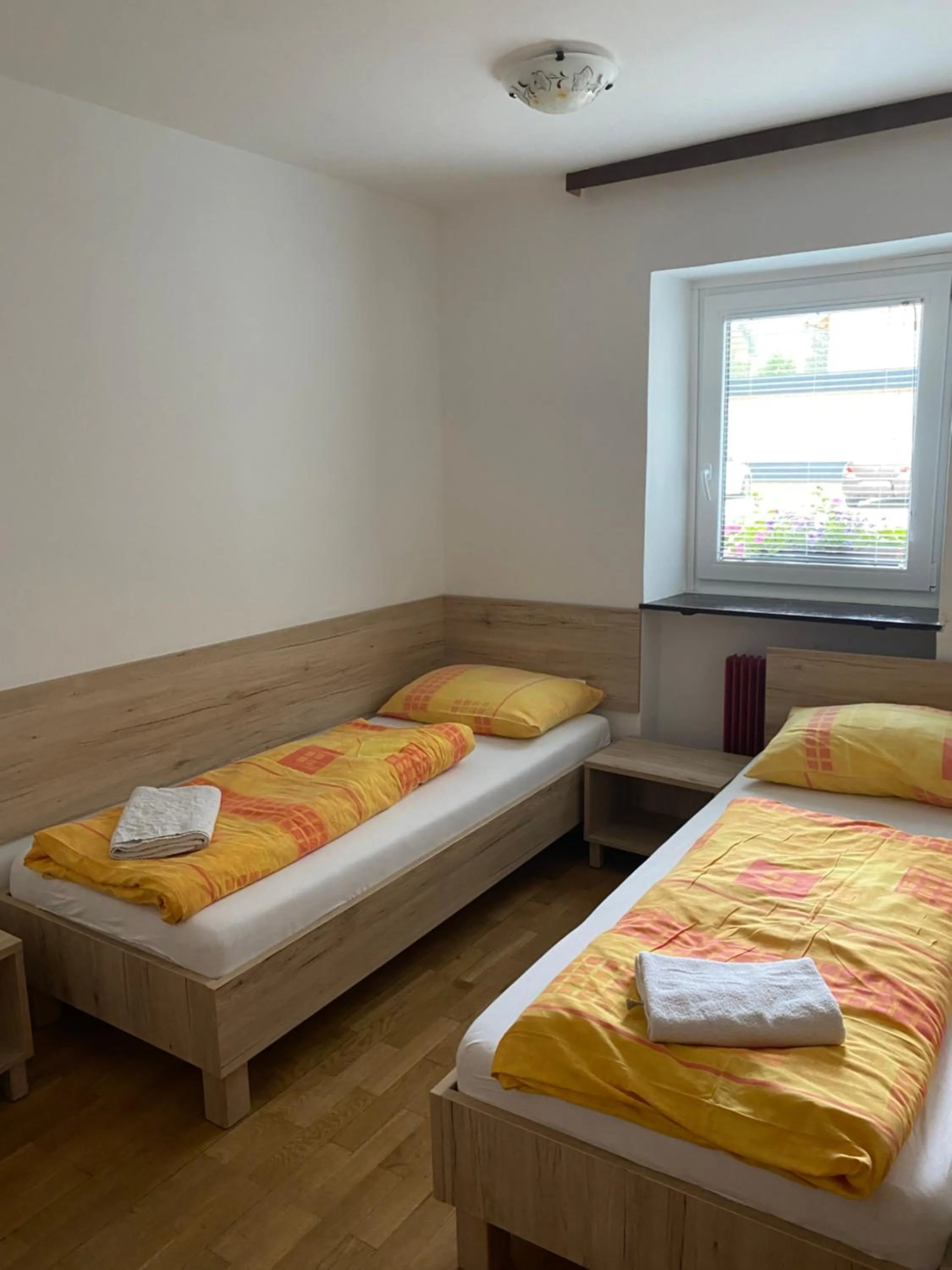 Bedroom, Bed in Youth Hostel Nika