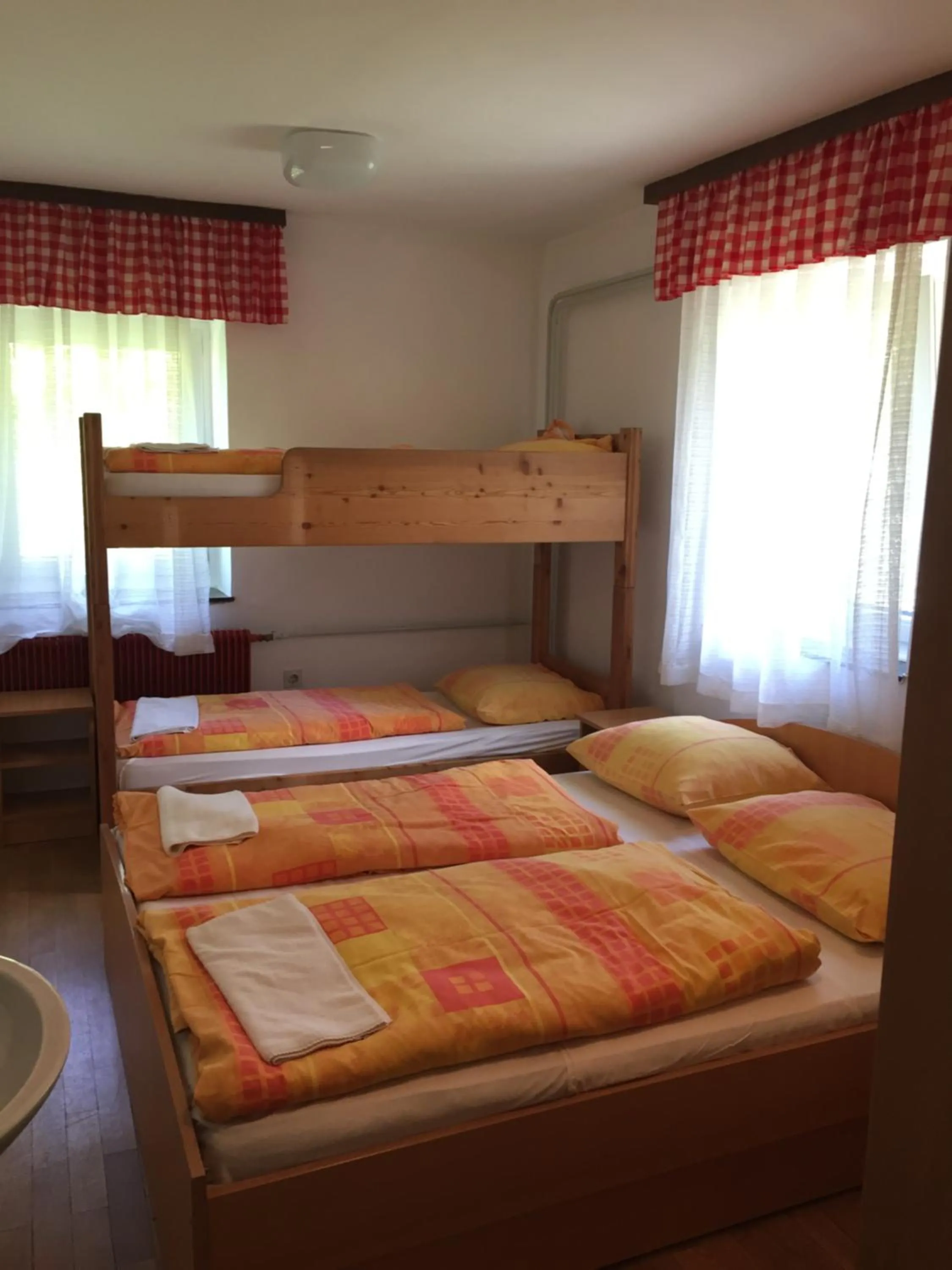 bunk bed, Bed in Youth Hostel Nika