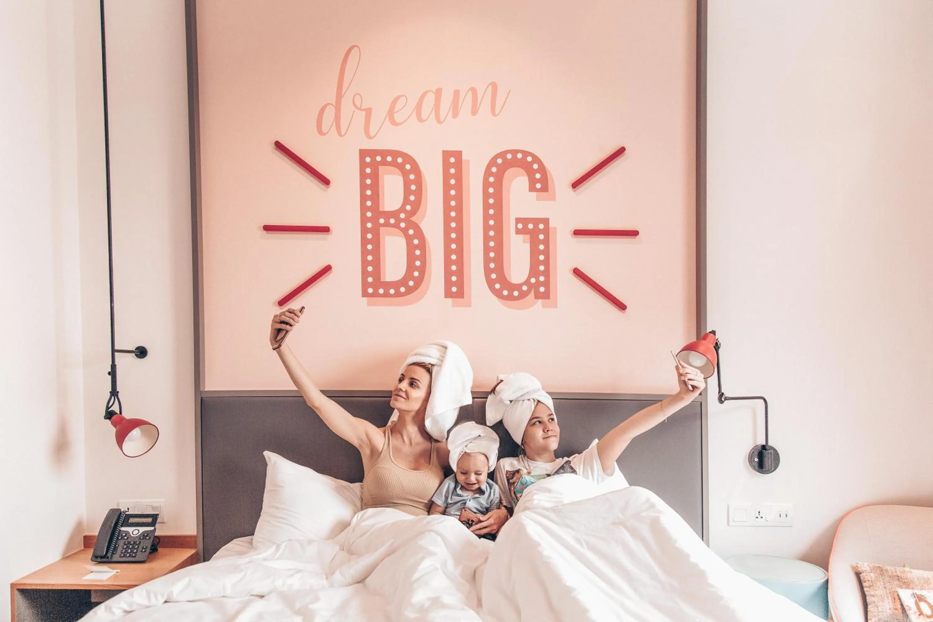 Bedroom, Bed in Rove At The Park